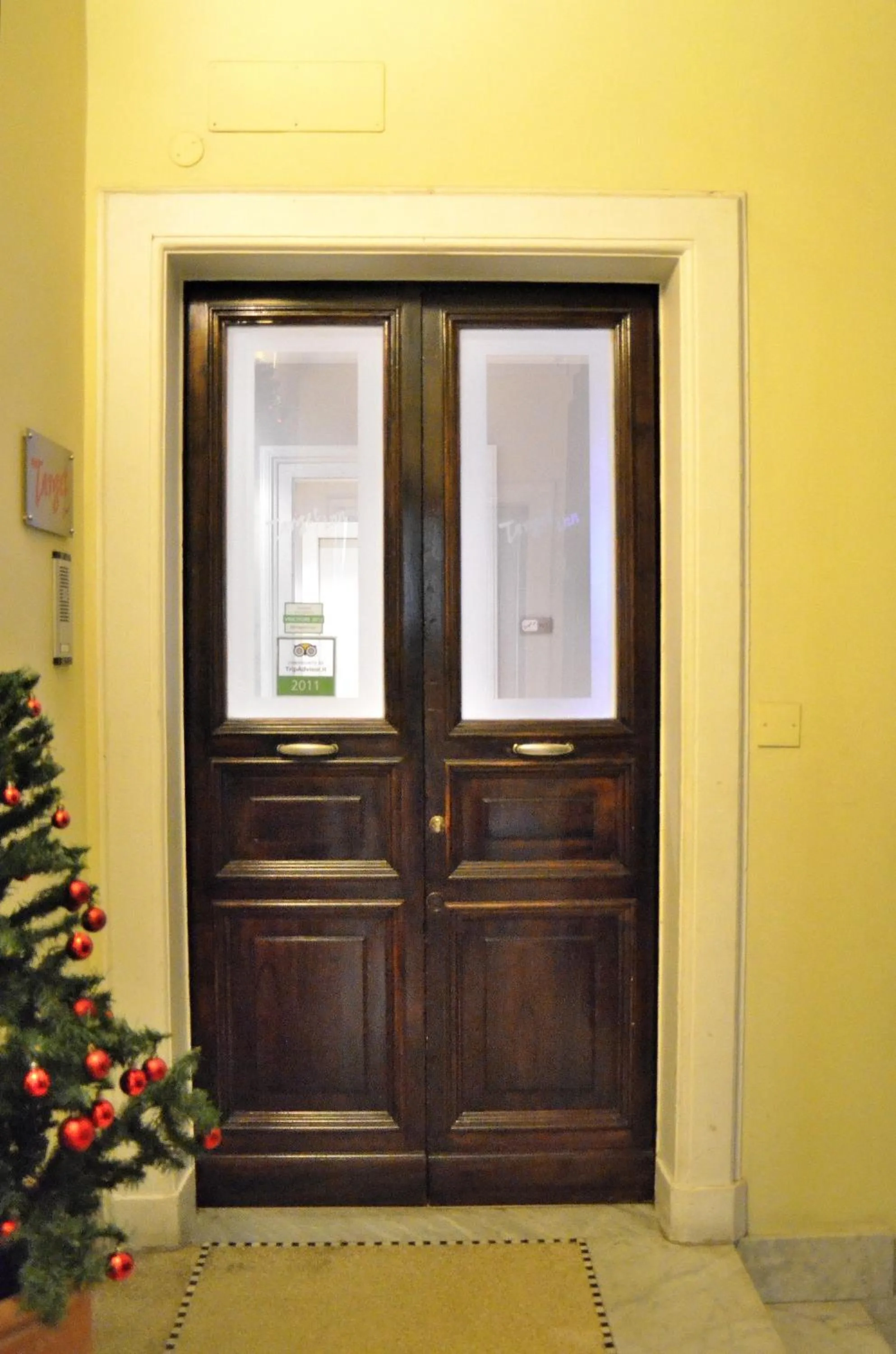 Property building in Target Inn Rooms