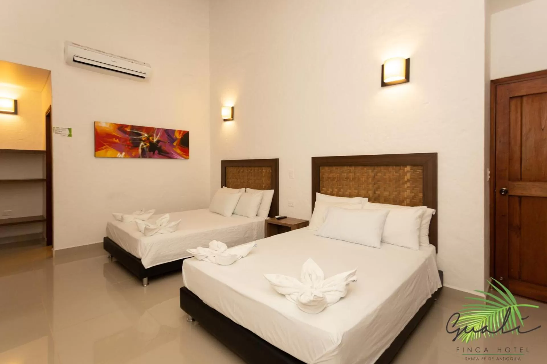 Bed in Finca Hotel Guali Santafe