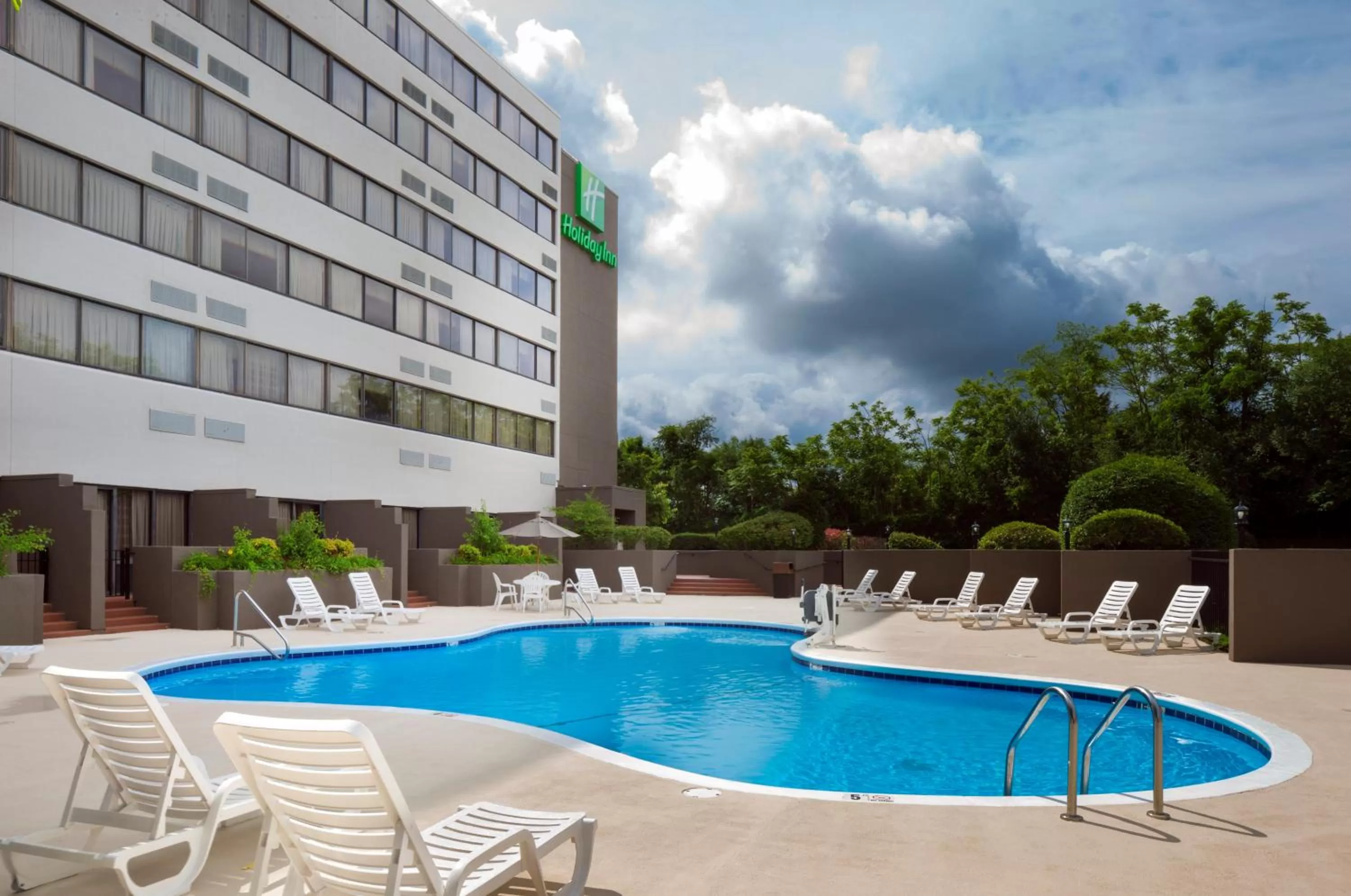 Swimming pool in Holiday Inn Johnson City by IHG