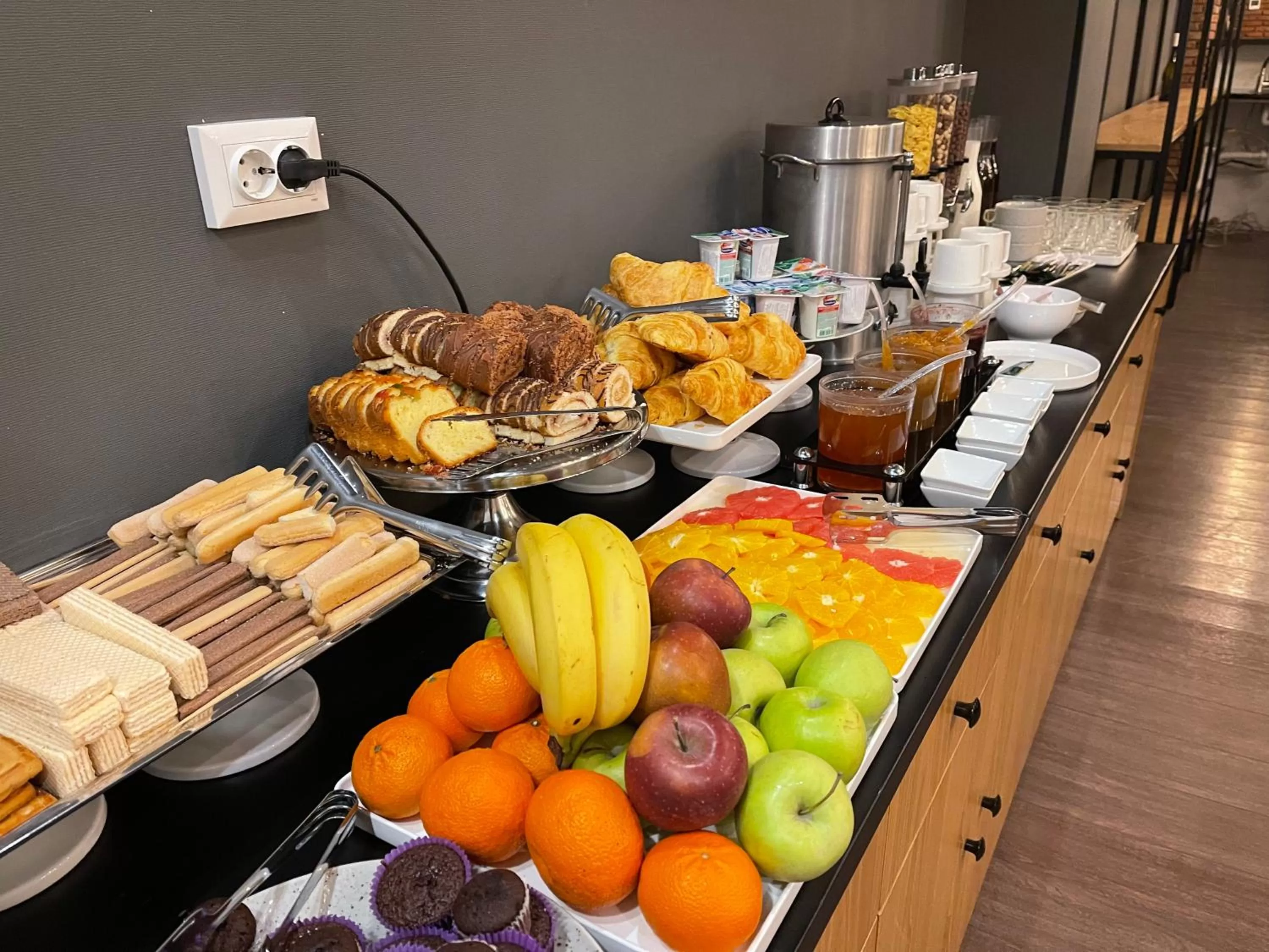 Food and drinks in Bricks Hotel Tbilisi