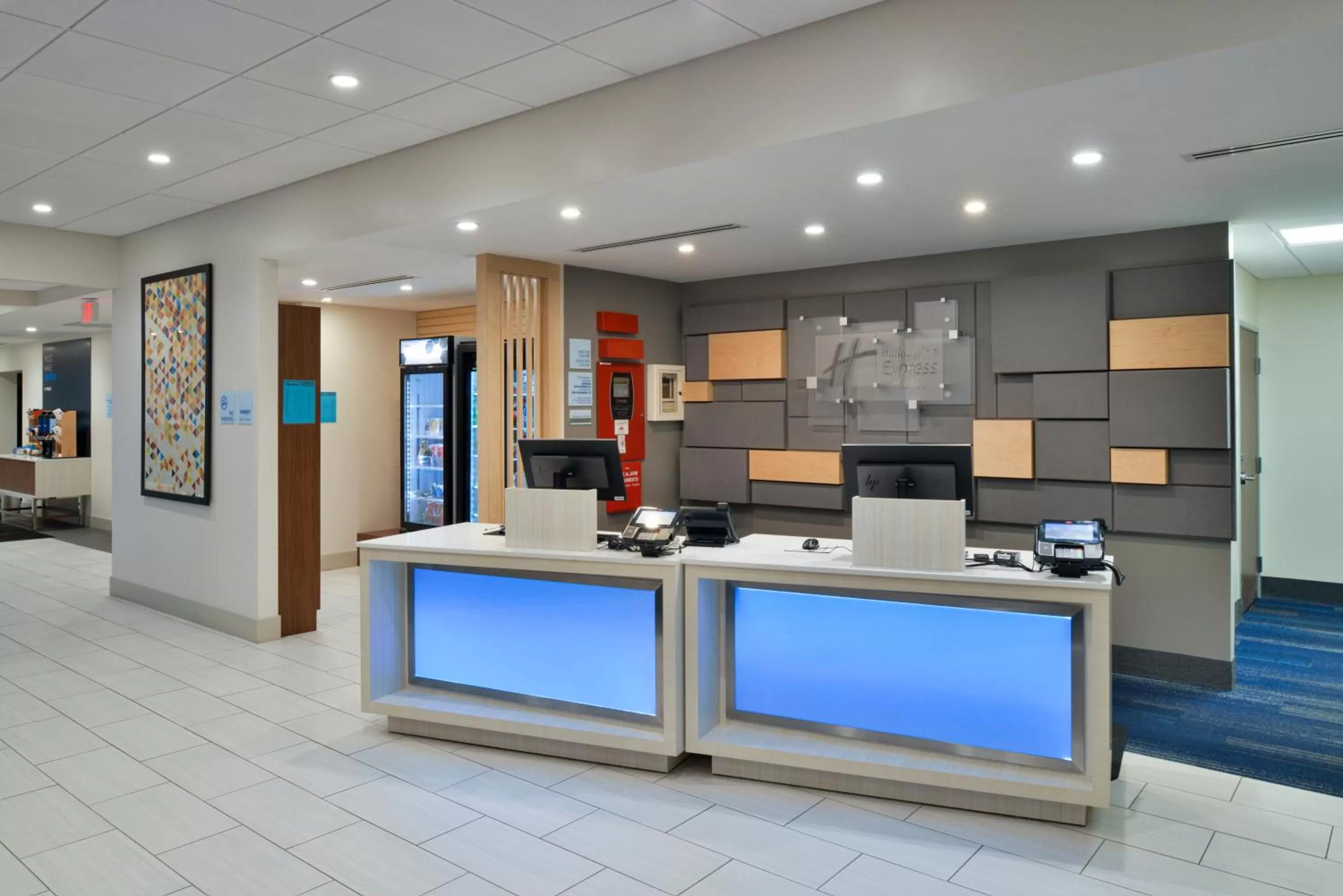 Lobby or reception in Holiday Inn Express Orlando - South Park by IHG