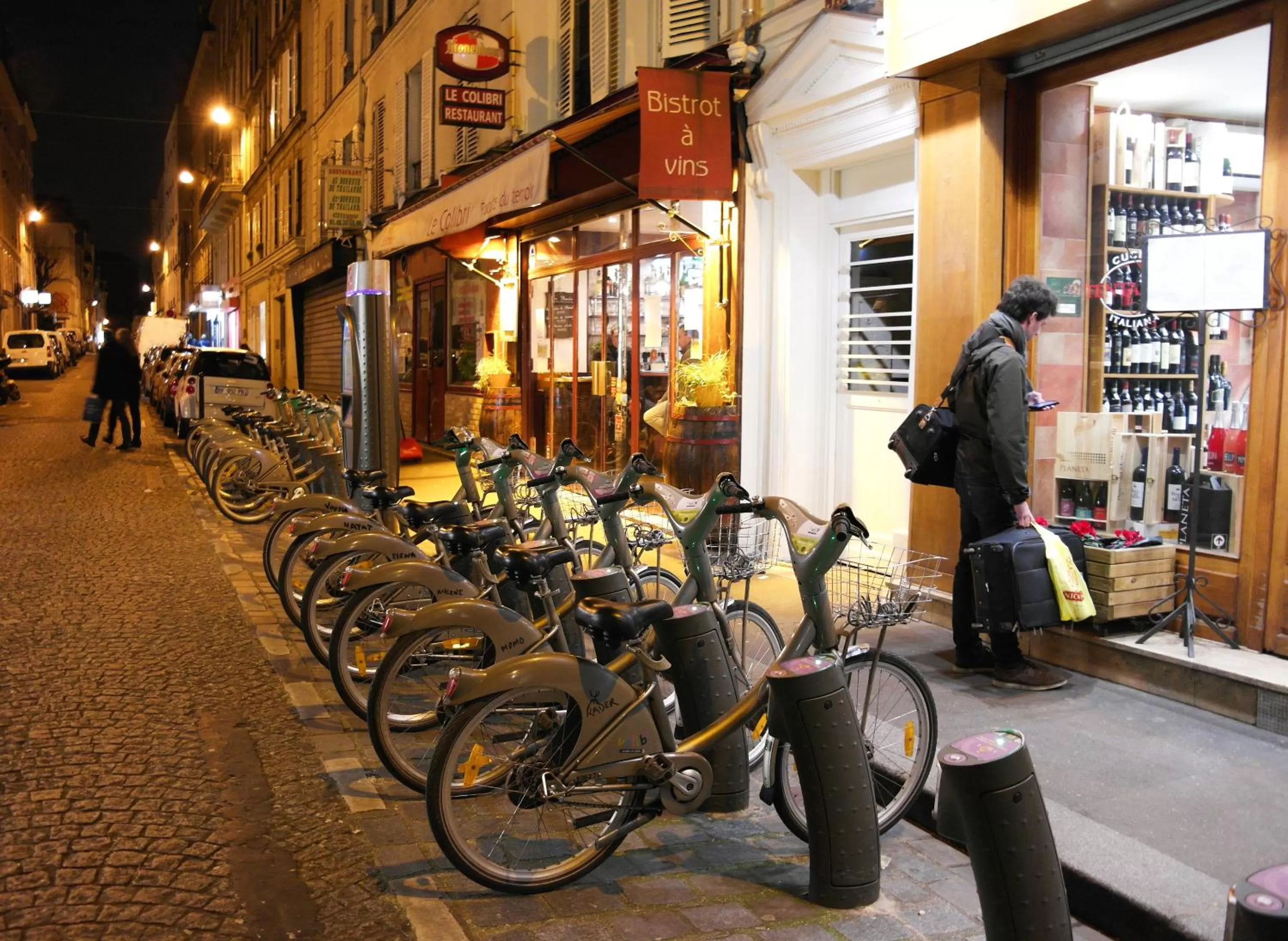 Neighbourhood in Hotel Audran