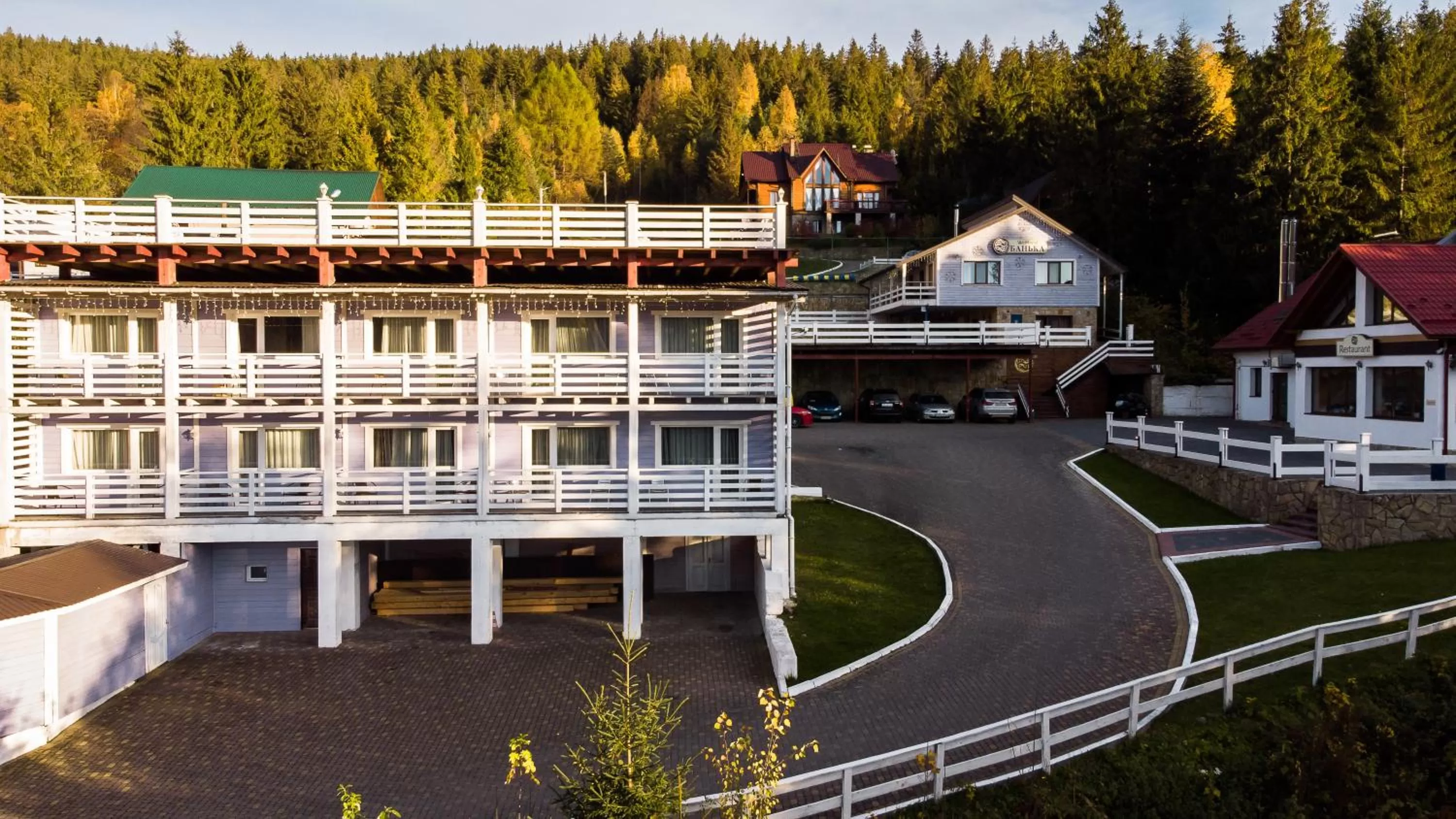 Property building in Wellland Hotel