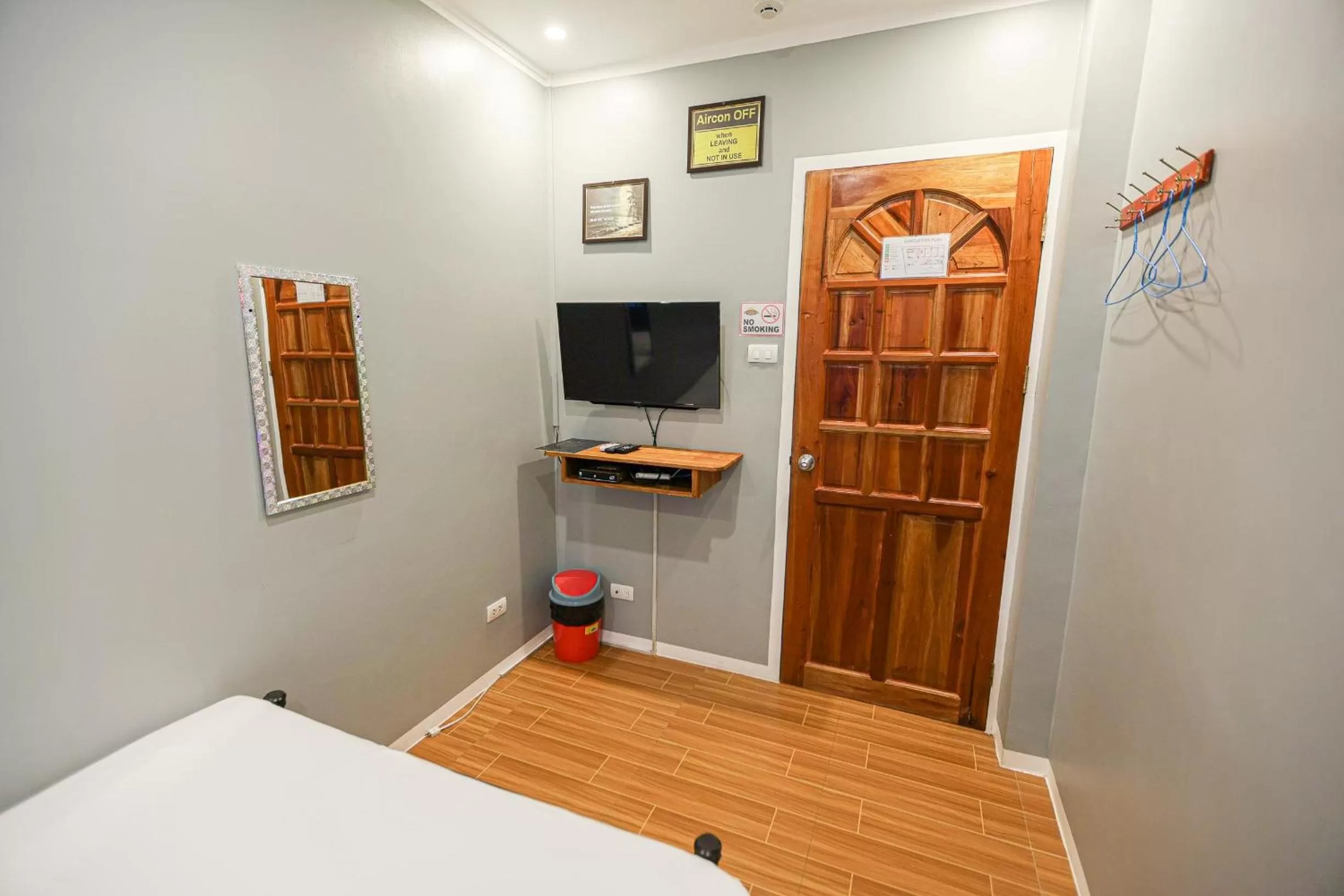 Bed in Kingswick Residences & Lodge