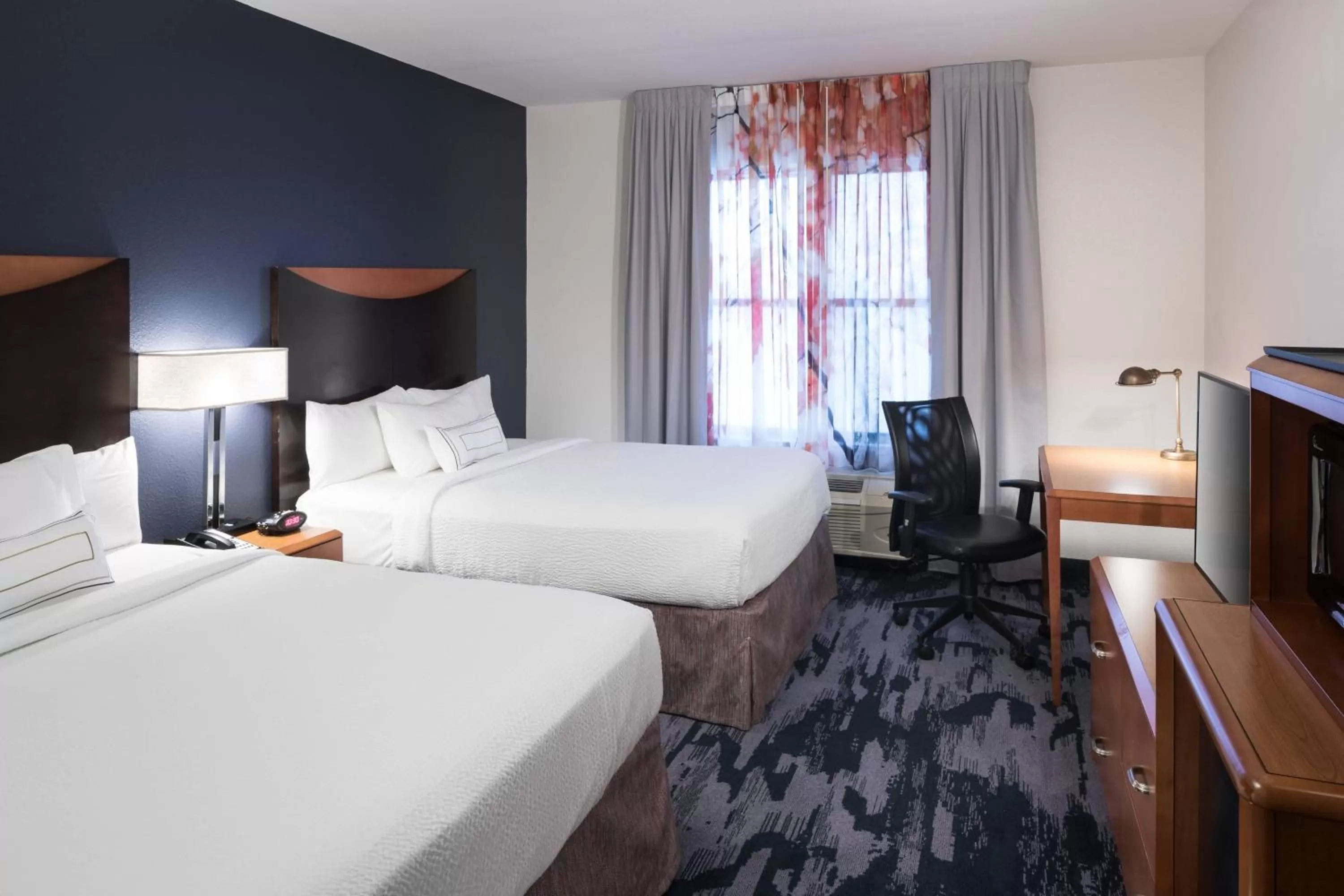 Photo of the whole room, Bed in Fairfield Inn Suites by Marriott Orlando At SeaWorld