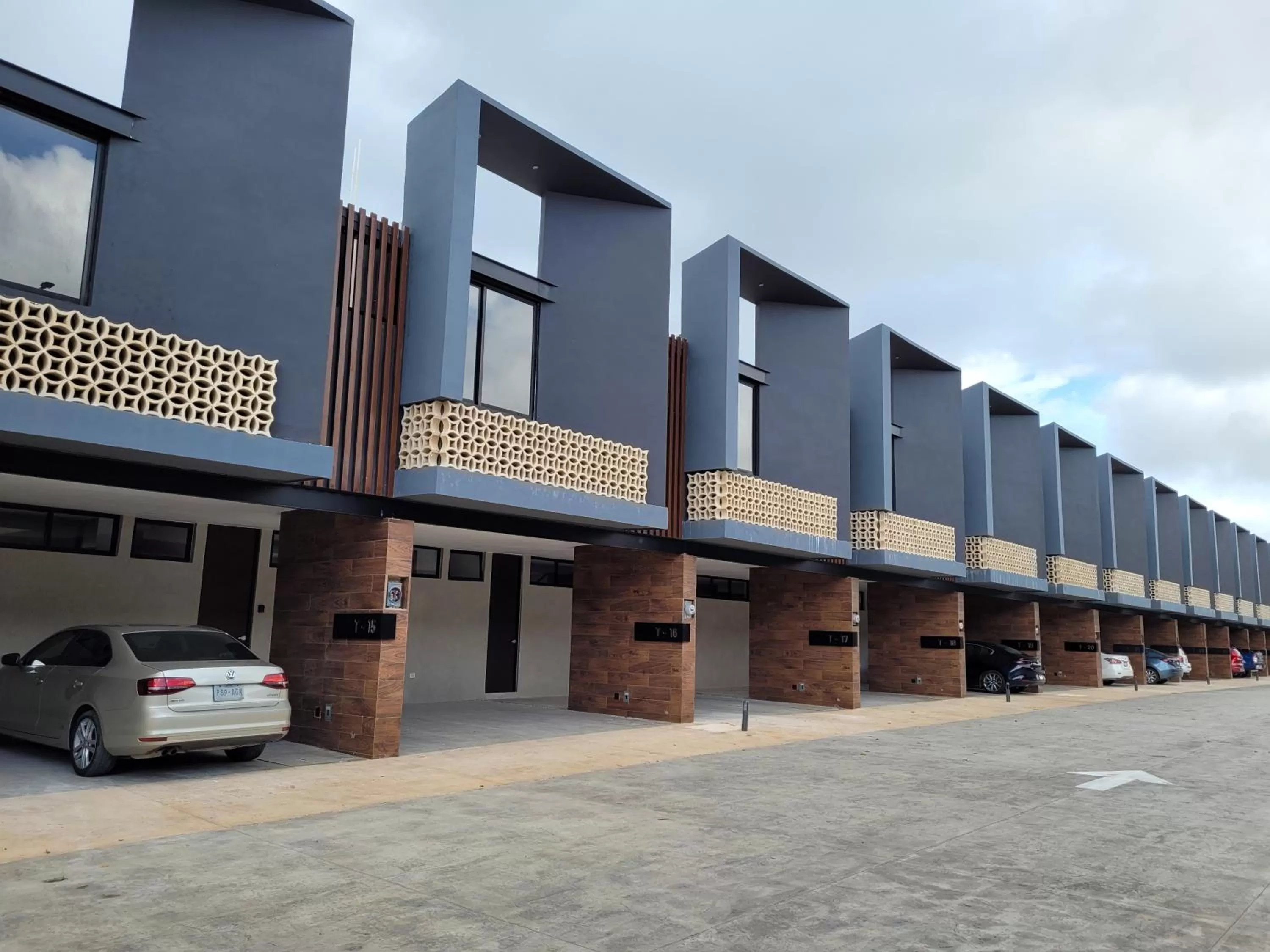 Property Building in Habitación en Iker's House