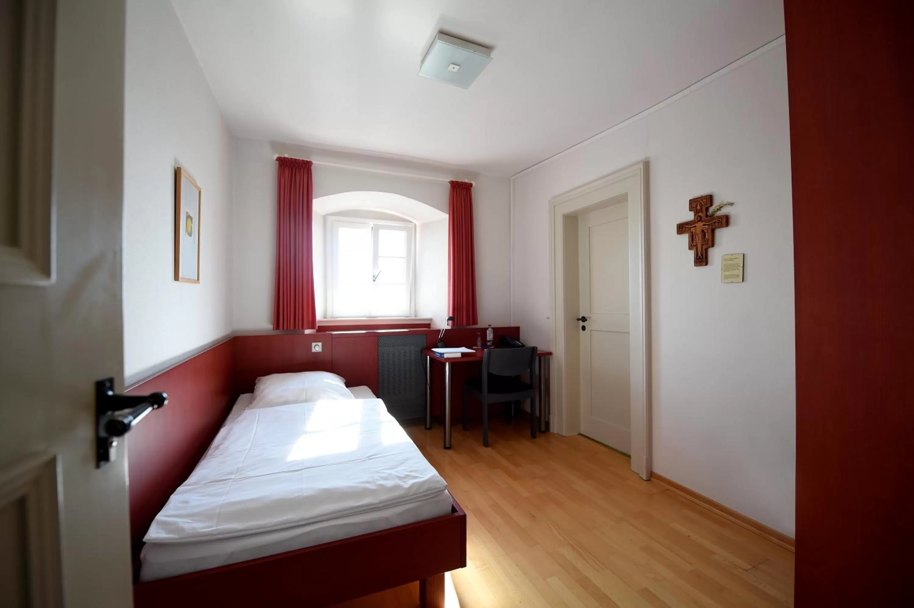 City view, Bed in Kloster Frauenberg