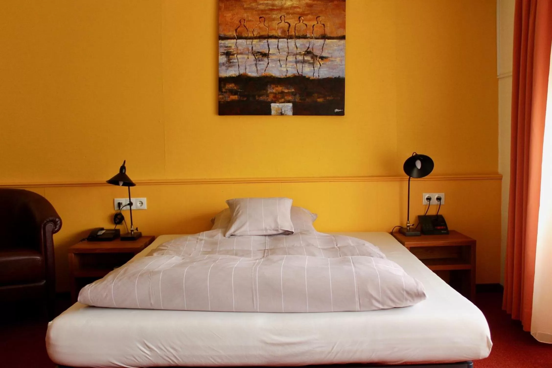 Photo of the whole room, Bed in Hotel Donnersberg