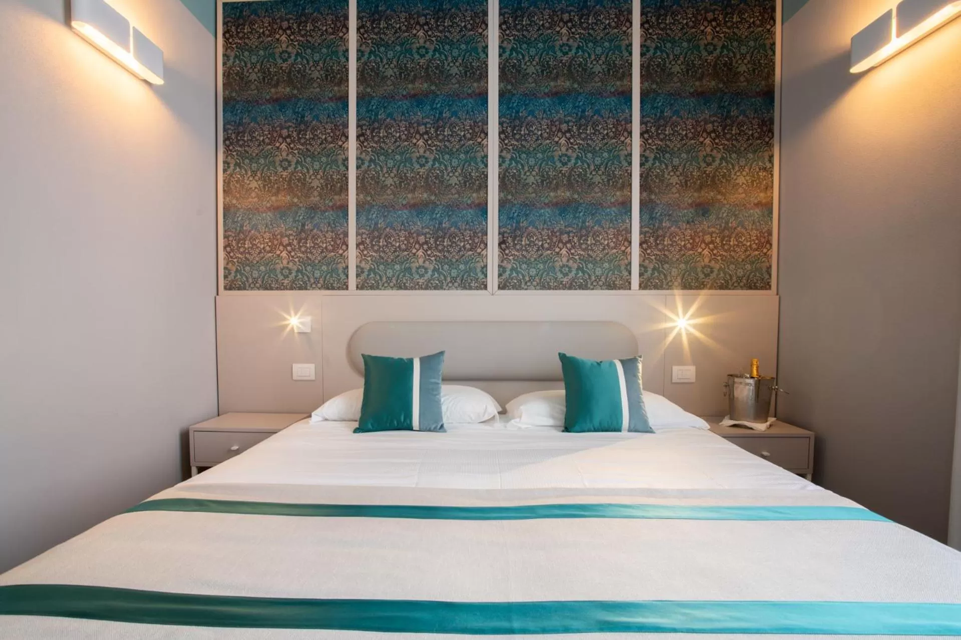 Bed in Hotel Monte Rosa