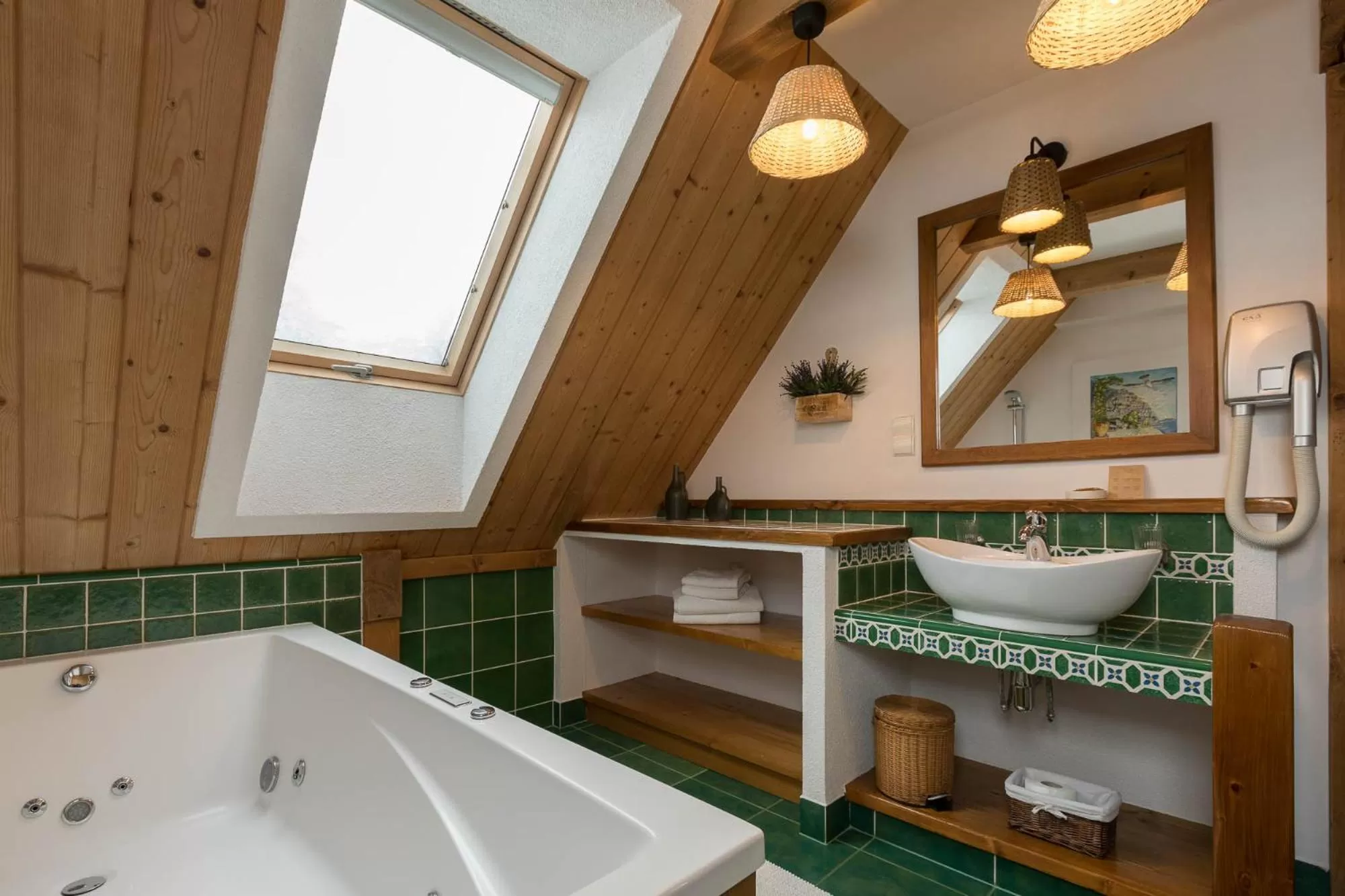 Bathroom in Bambi Cottage