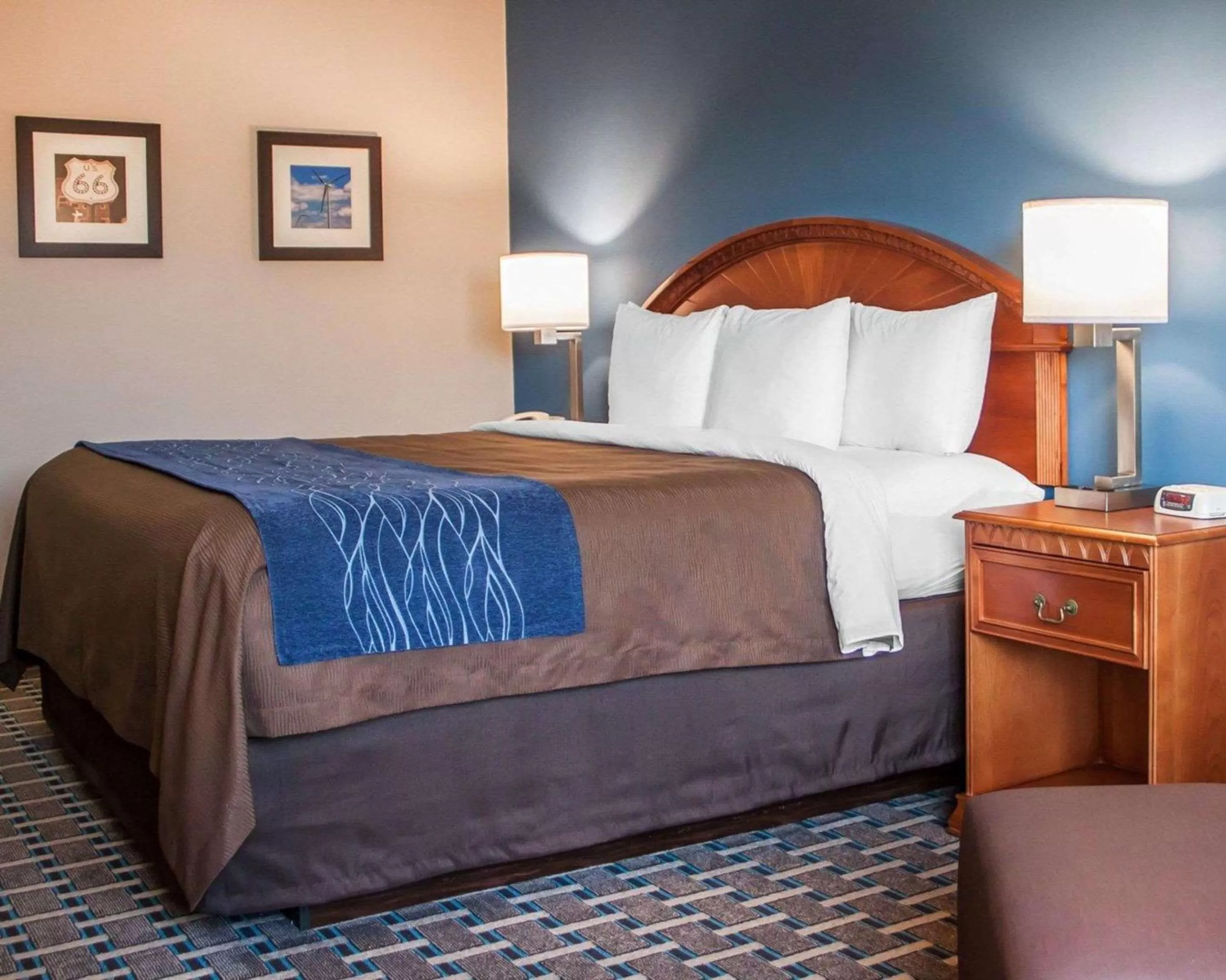 King Room - Non-Smoking in Holiday Inn Express & Suites Weatherford by IHG