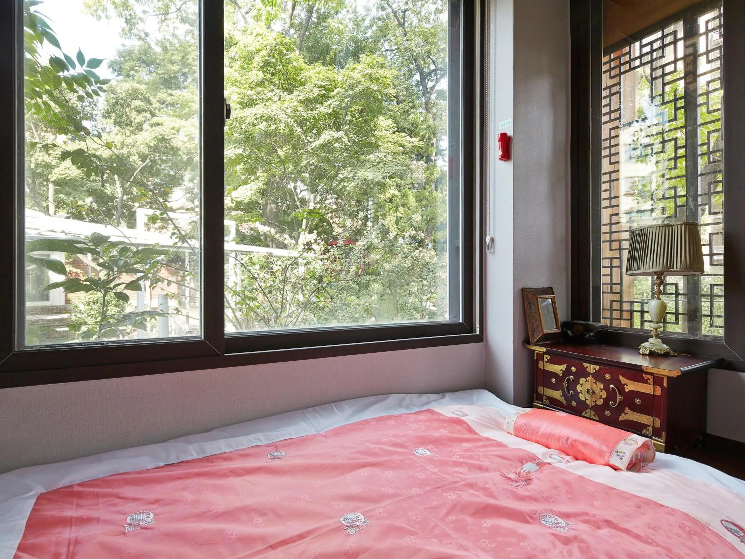 Bedroom, Bed in Jiwoljang Guesthouse