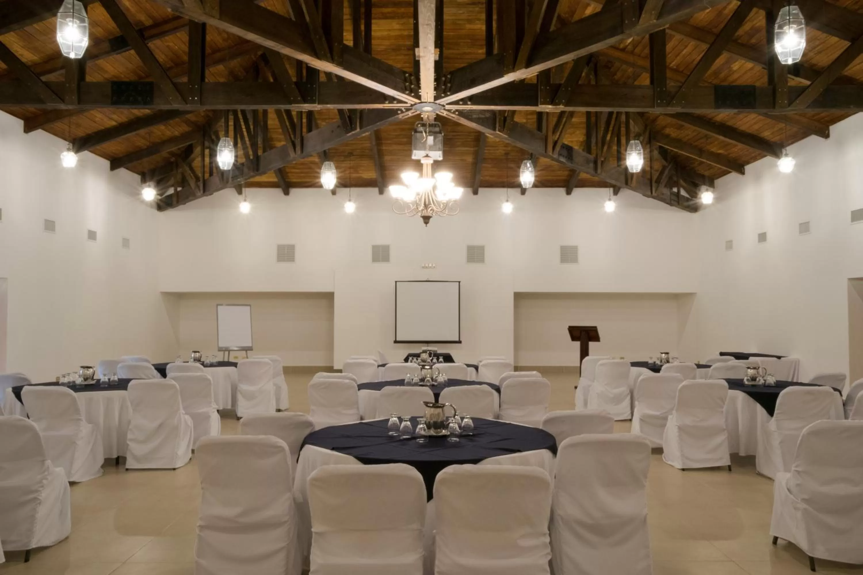 Banquet/Function facilities in Amatique Bay Hotel