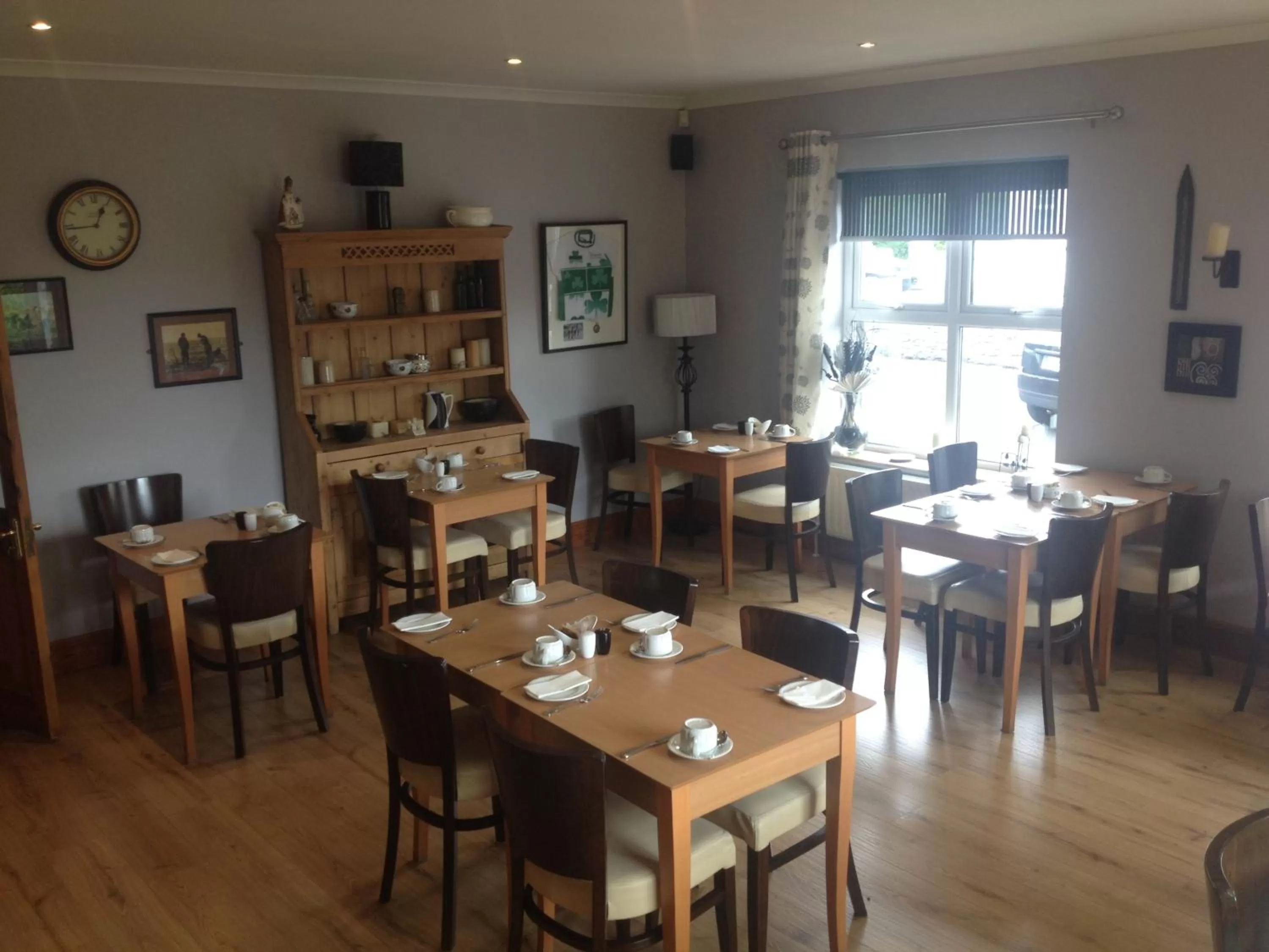 Restaurant/places to eat in Carragh House