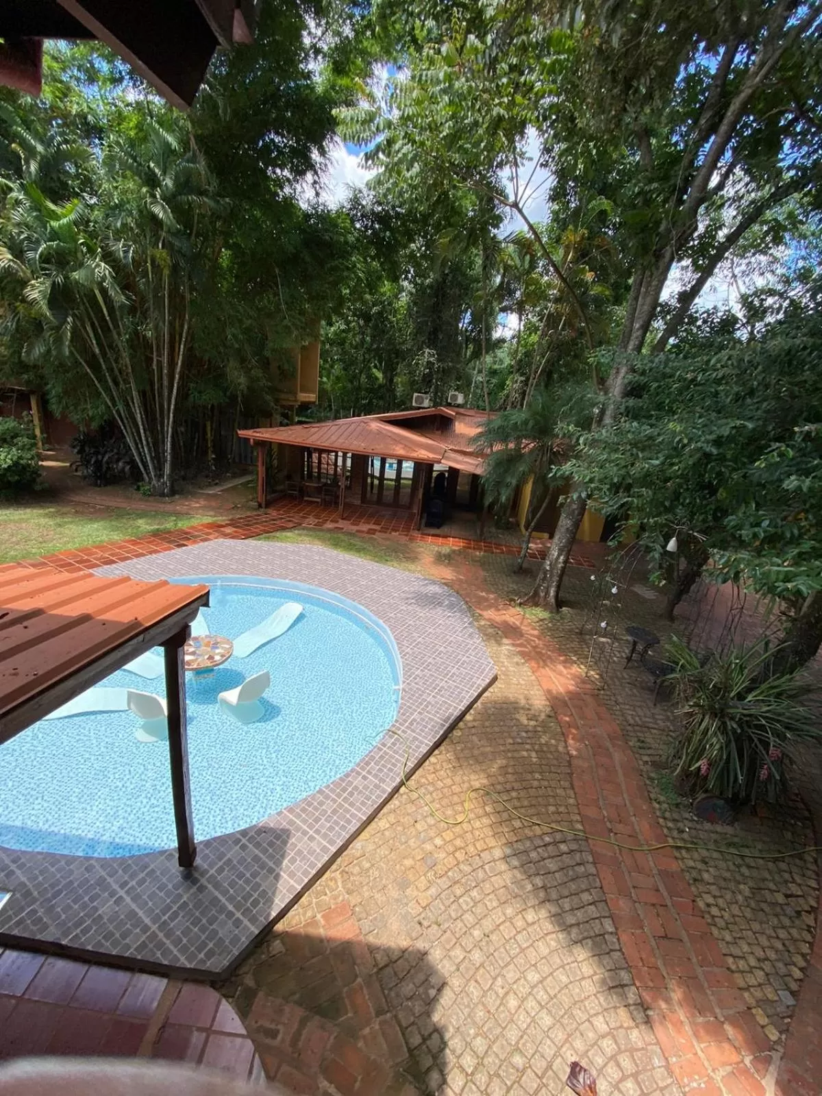 Solarium, Swimming Pool in Boutique Hotel De La Fonte & Restaurant