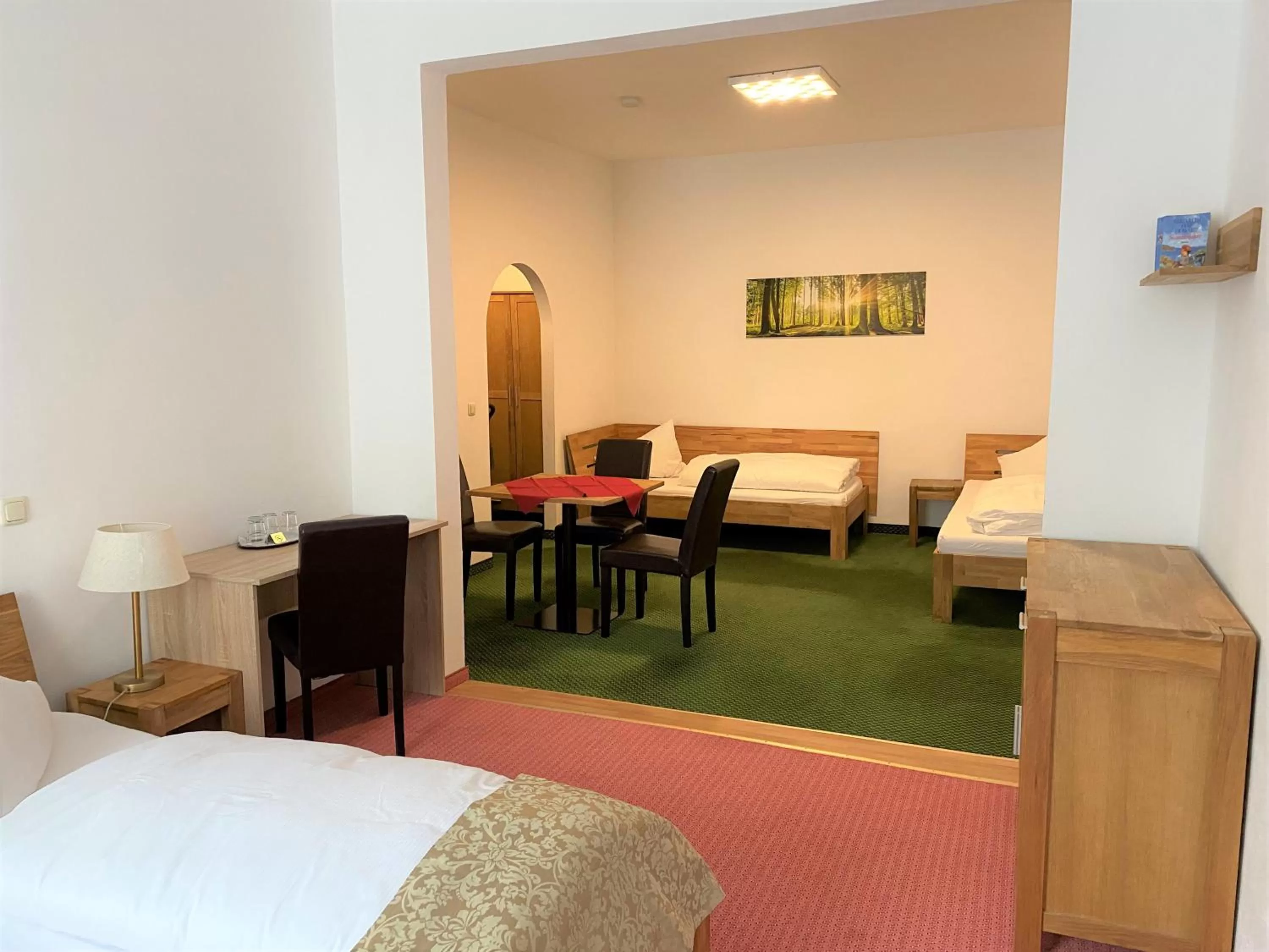 Bed in Hotel Schwabenwirt