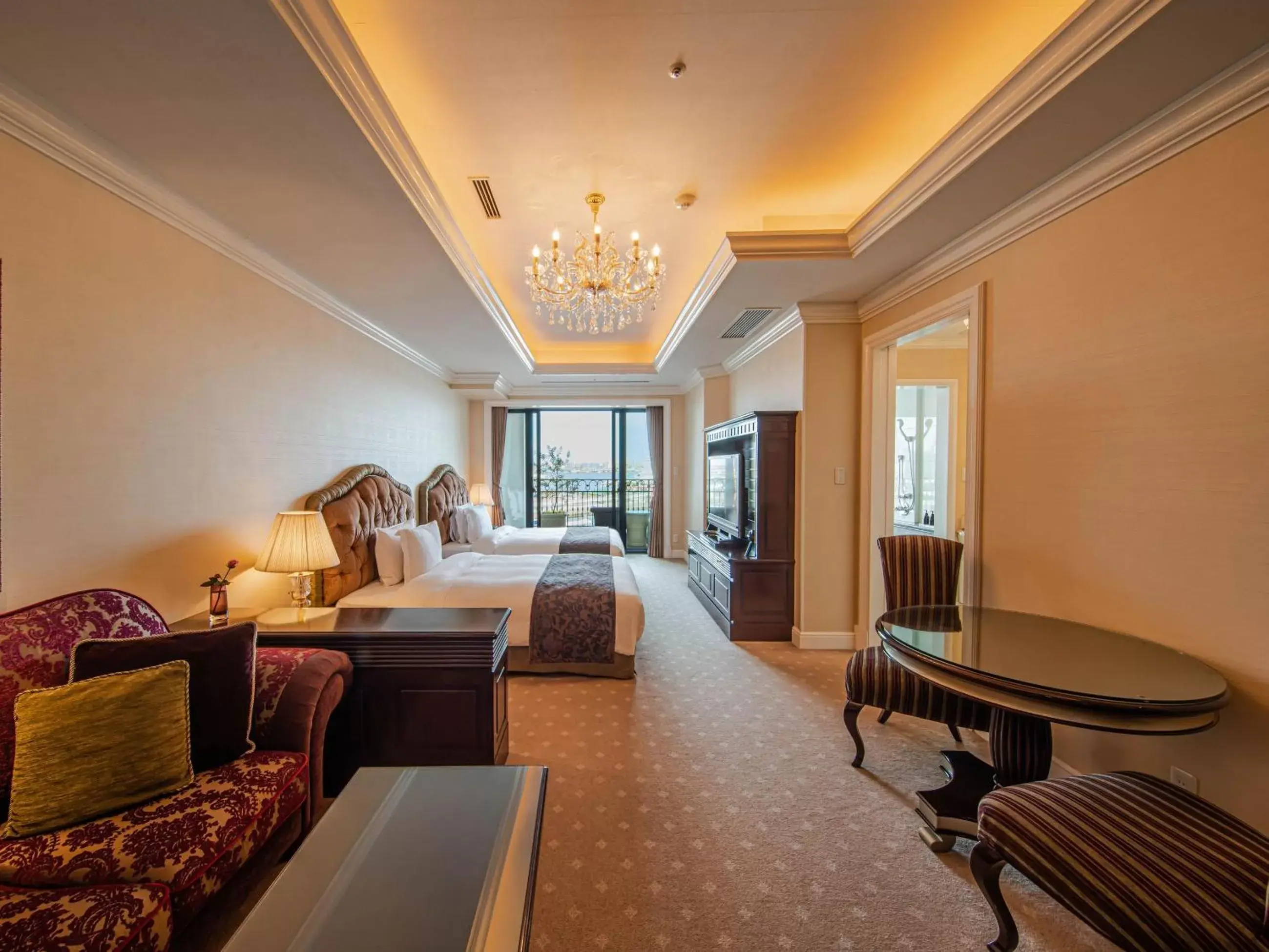 Superior Twin Room - single occupancy - Executive Floor in Hotel La Suite Kobe Harborland Superior Twin Room - single occupancy - Executive Floor in Hotel La Suite Kobe Harborland