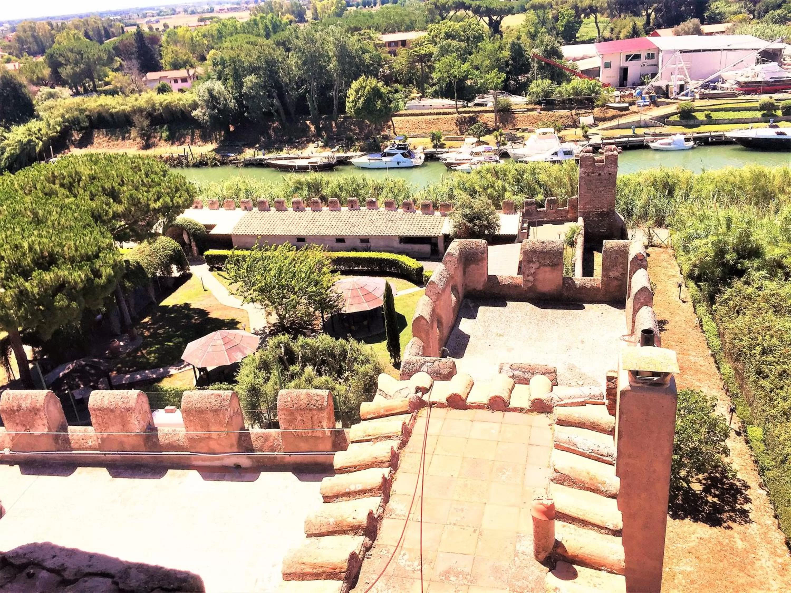 Nearby landmark in Academy Hotel