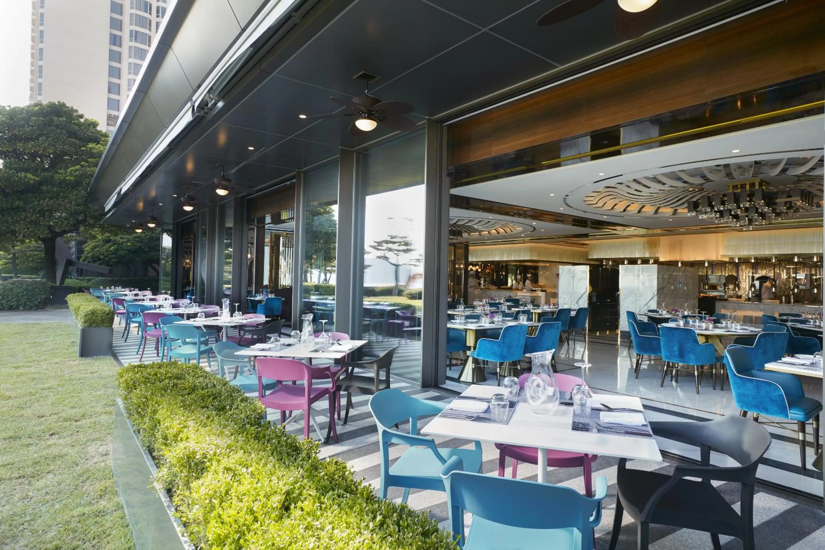 Restaurant/places to eat in Paradise Hotel Busan