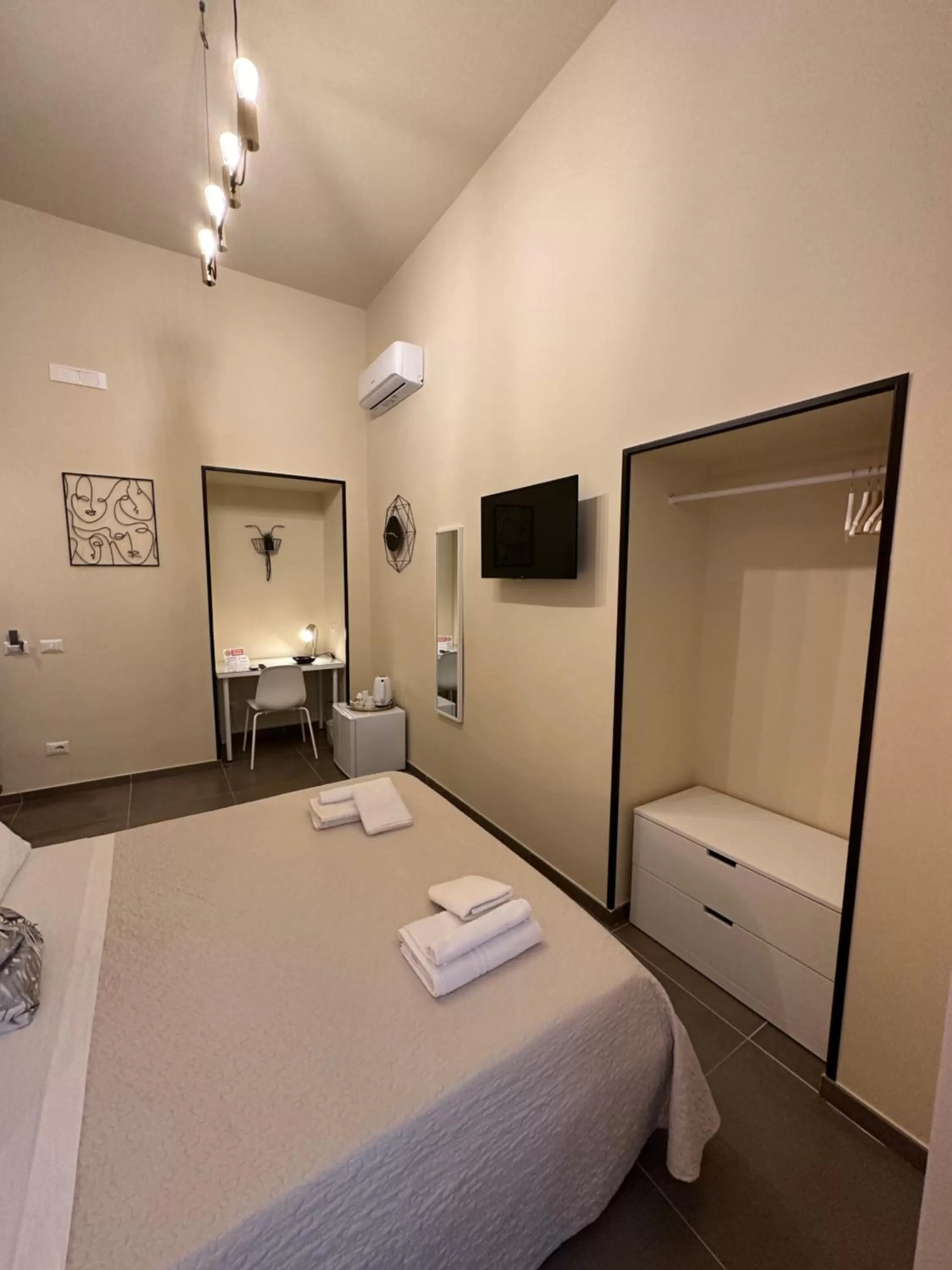 Bed in B&B Scarlatti 60