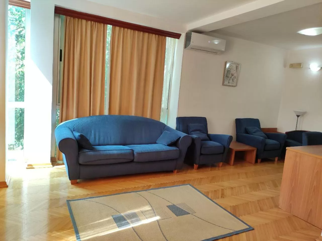 air conditioner, Seating Area in Hotel Ambasador