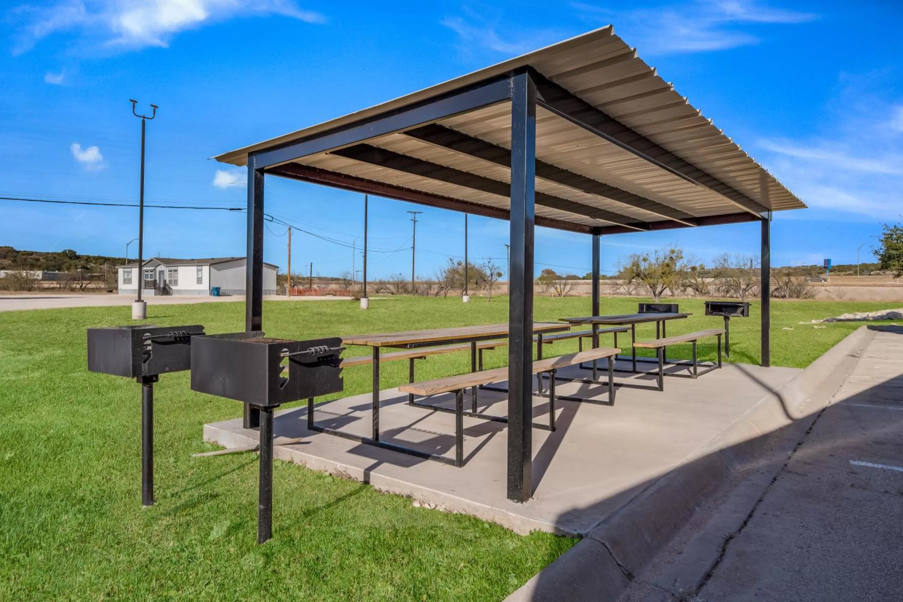 BBQ facilities in Quality Inn Sonora TX
