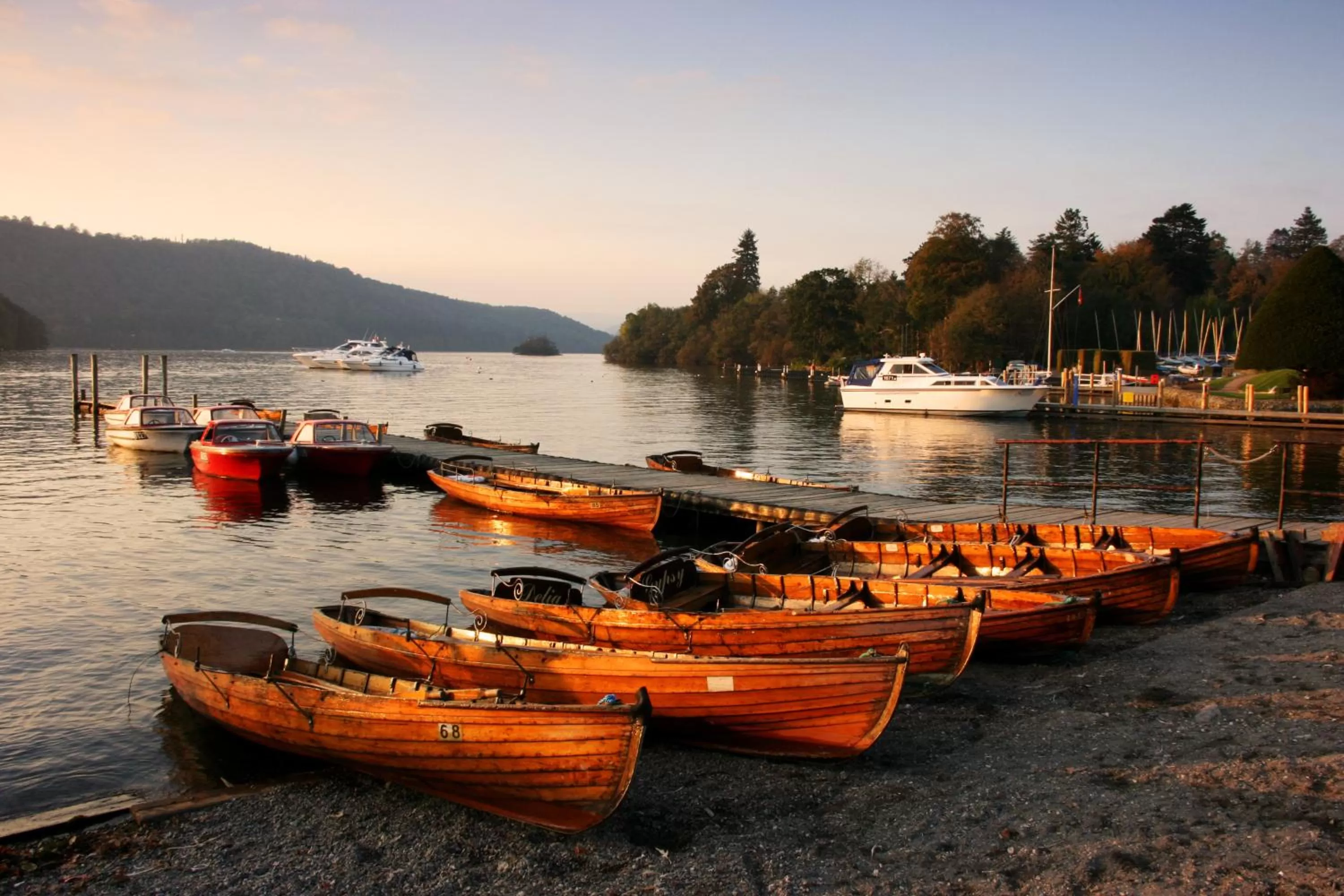 Nearby landmark in Storrs Gate House