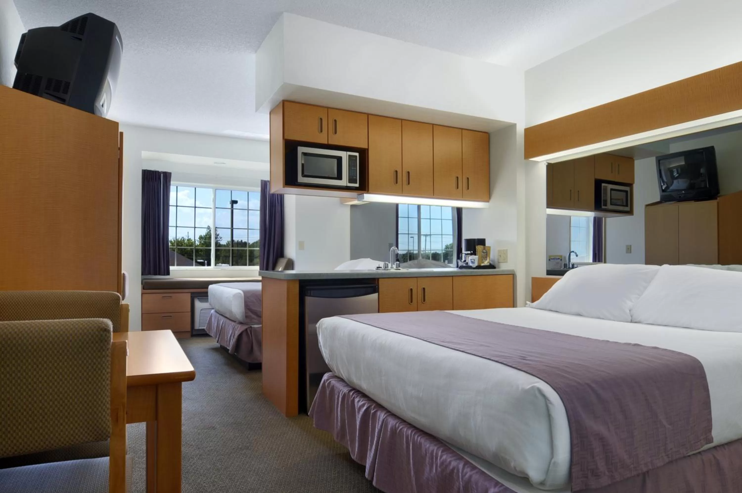 Photo of the whole room, Bed in Microtel Inn & Suites by Wyndham Plattsburgh