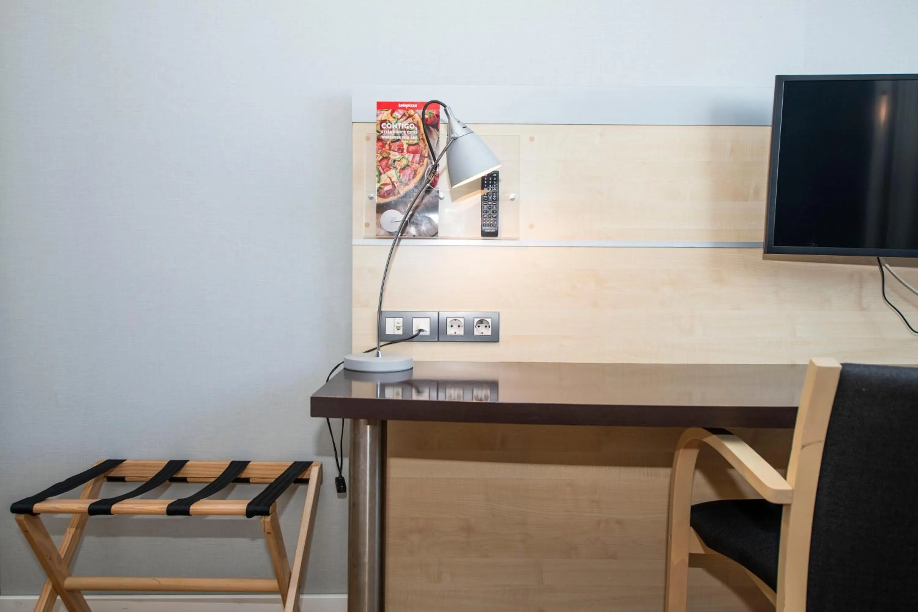 Bedroom in Holiday Inn Express Barcelona - Montmeló by IHG