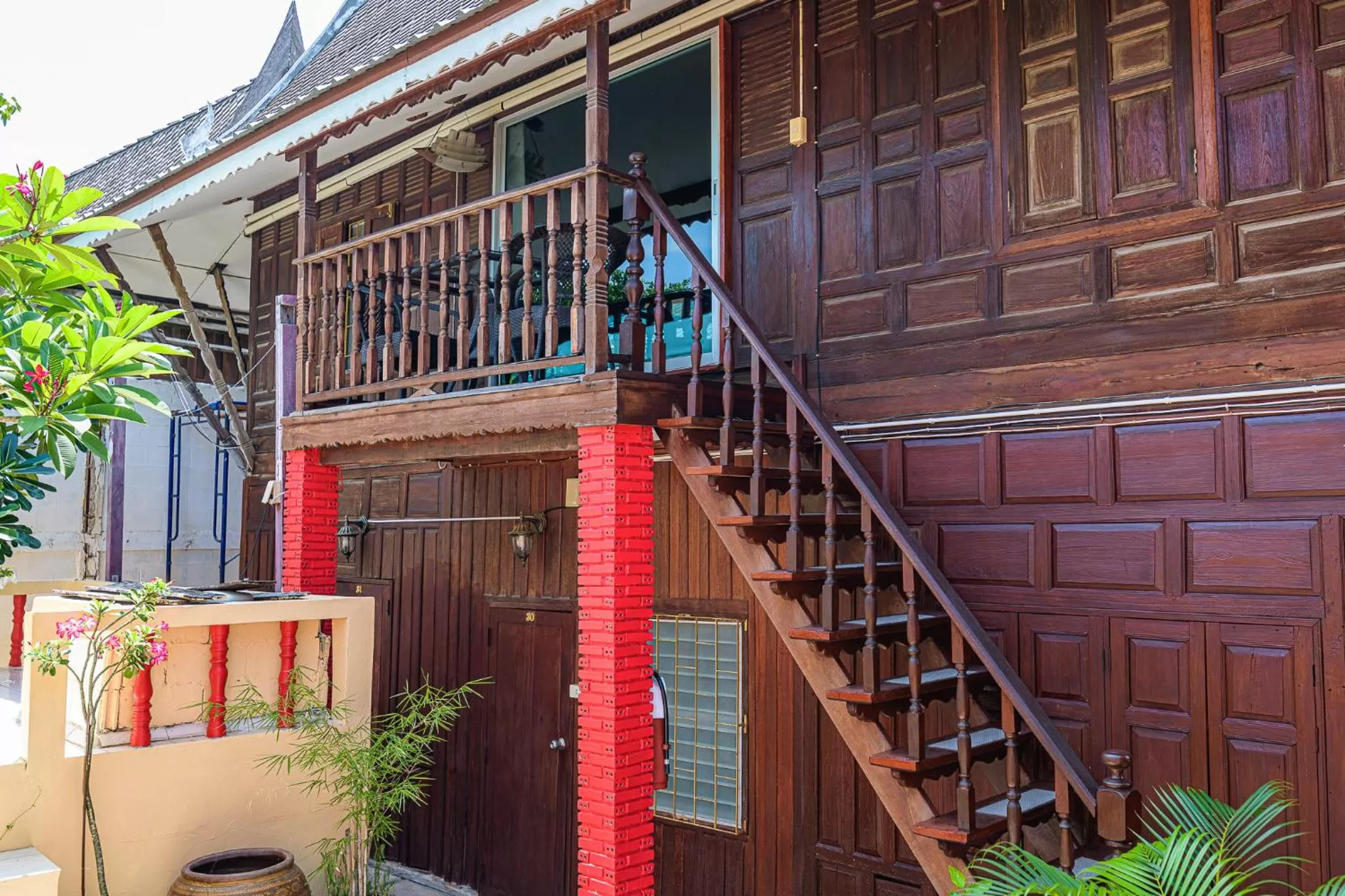 Property building in MANDARIN LODGE by victor