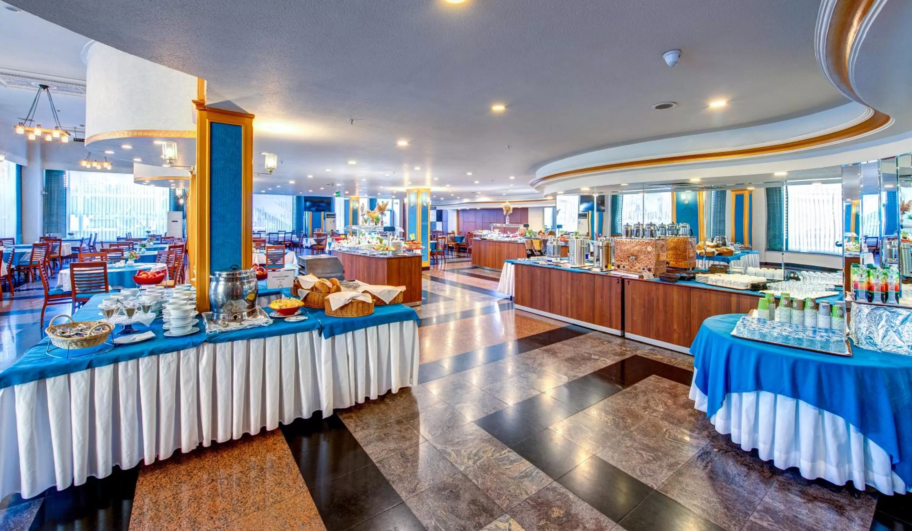Restaurant/places to eat in Bera Konya Hotel