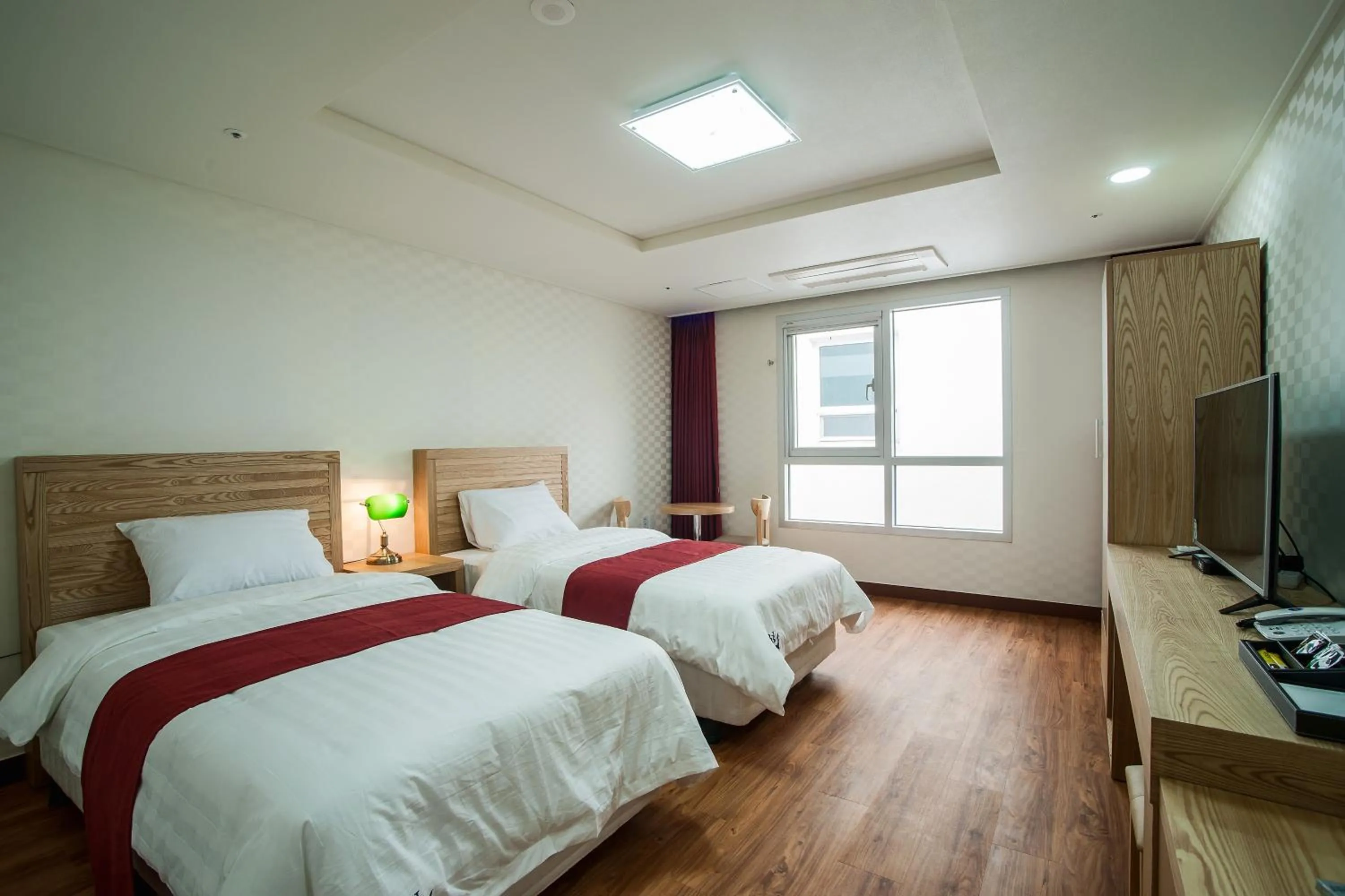 Bed in Breeze Bay Hotel