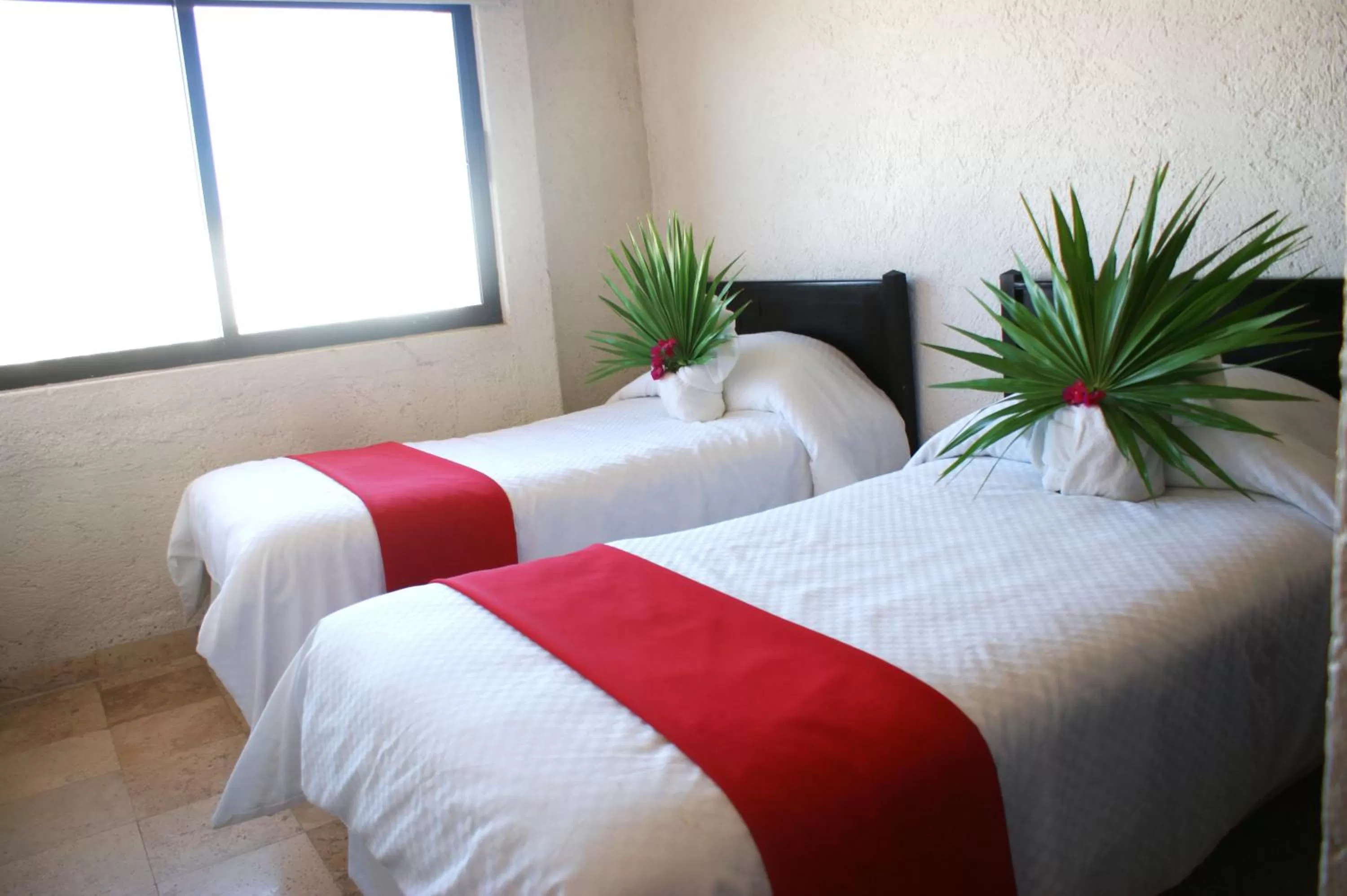 Photo of the whole room, Bed in Hotel Maya Turquesa
