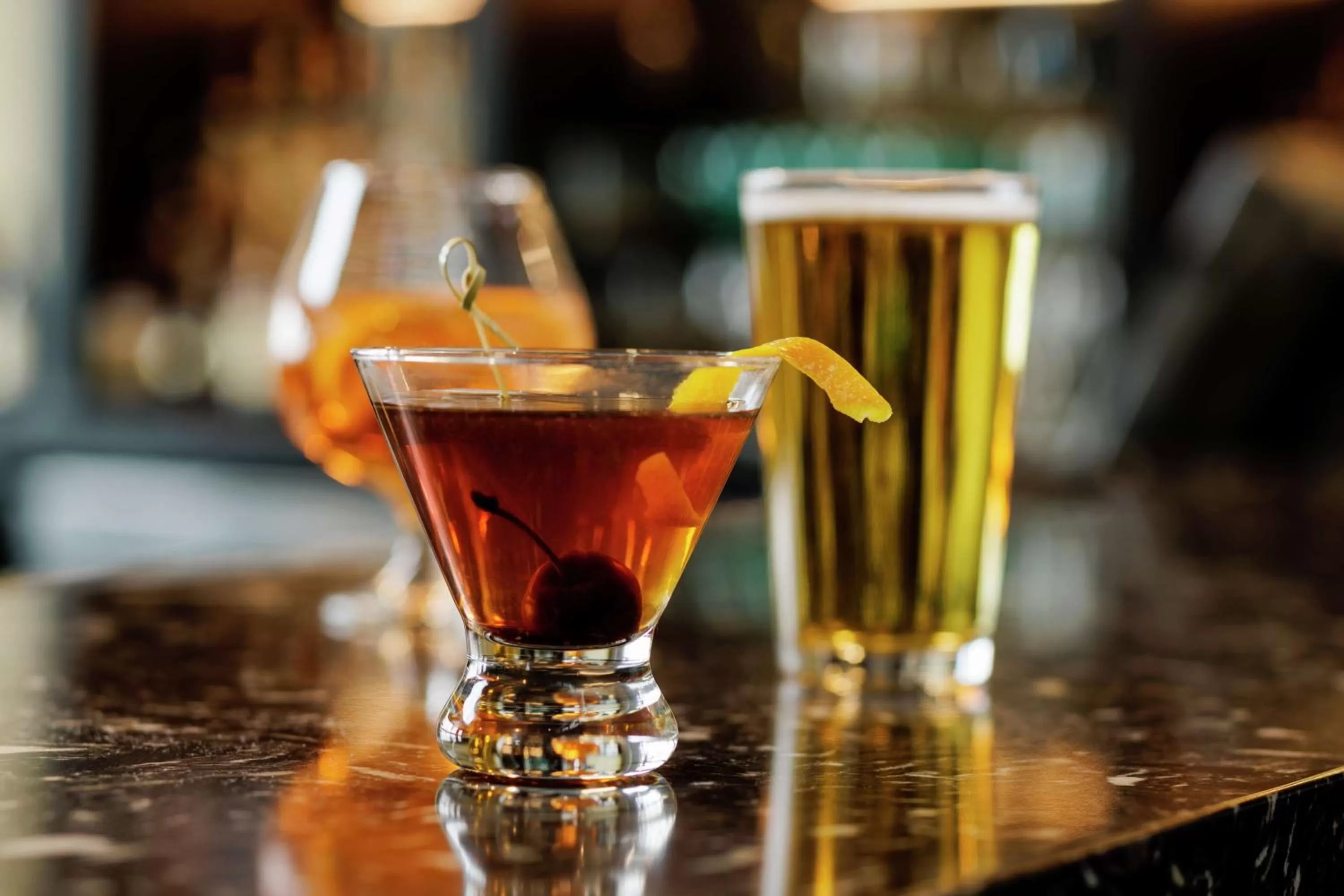 Lounge or bar in Hotel Trilogy Albany Airport, Tapestry Collection by Hilton