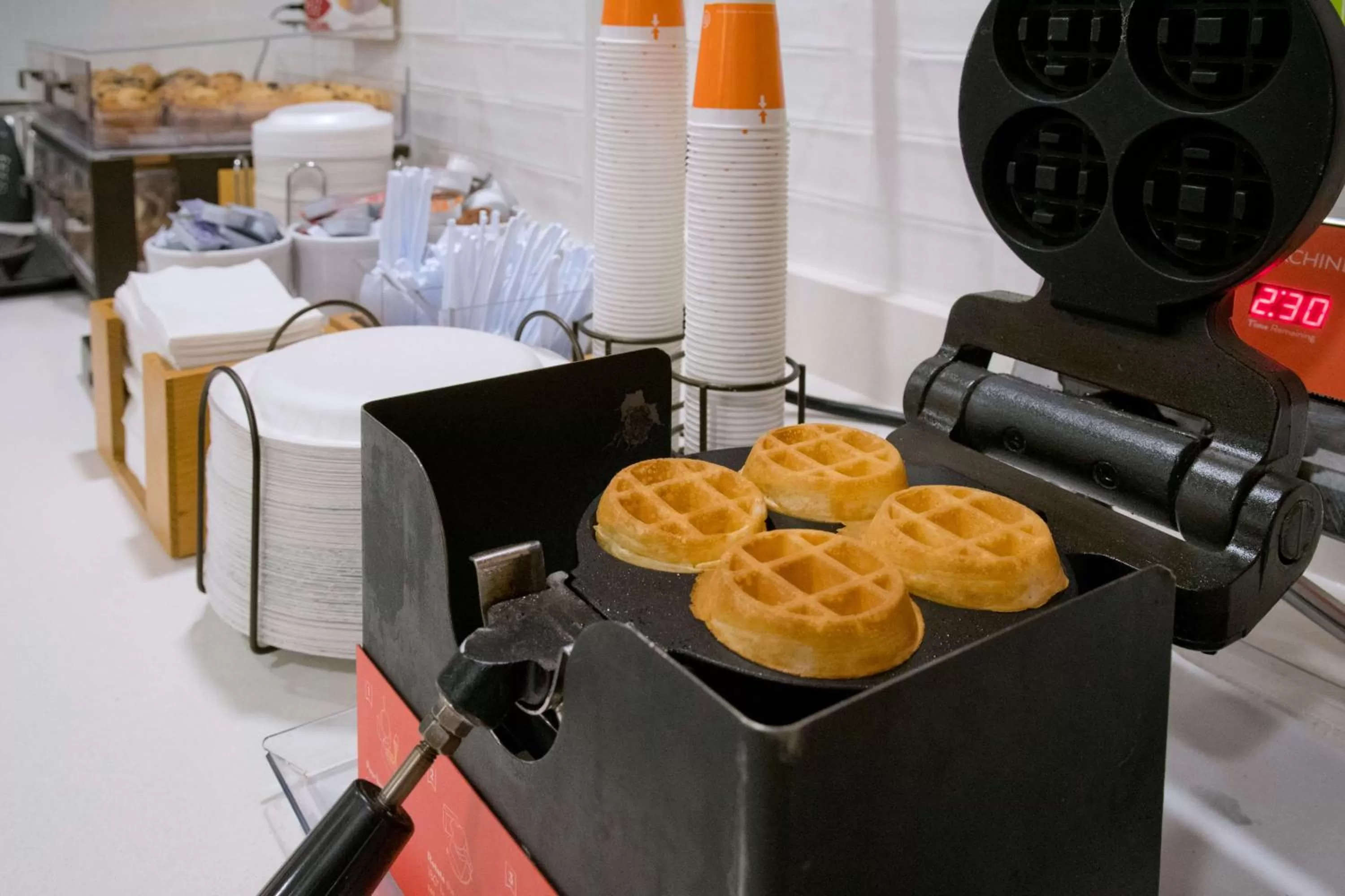 Breakfast in Hampton Inn Fayetteville