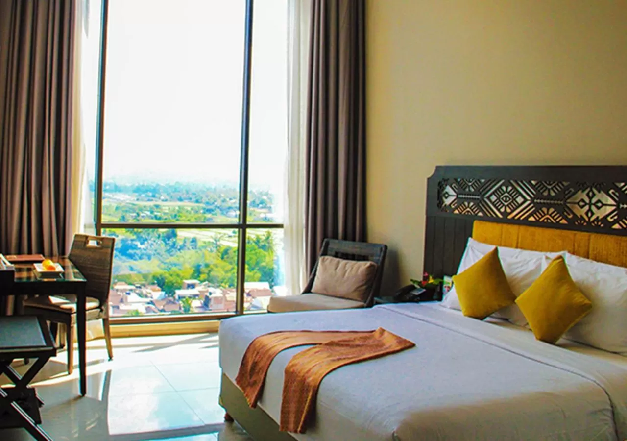 Bedroom, Bed in Lombok Astoria Hotel