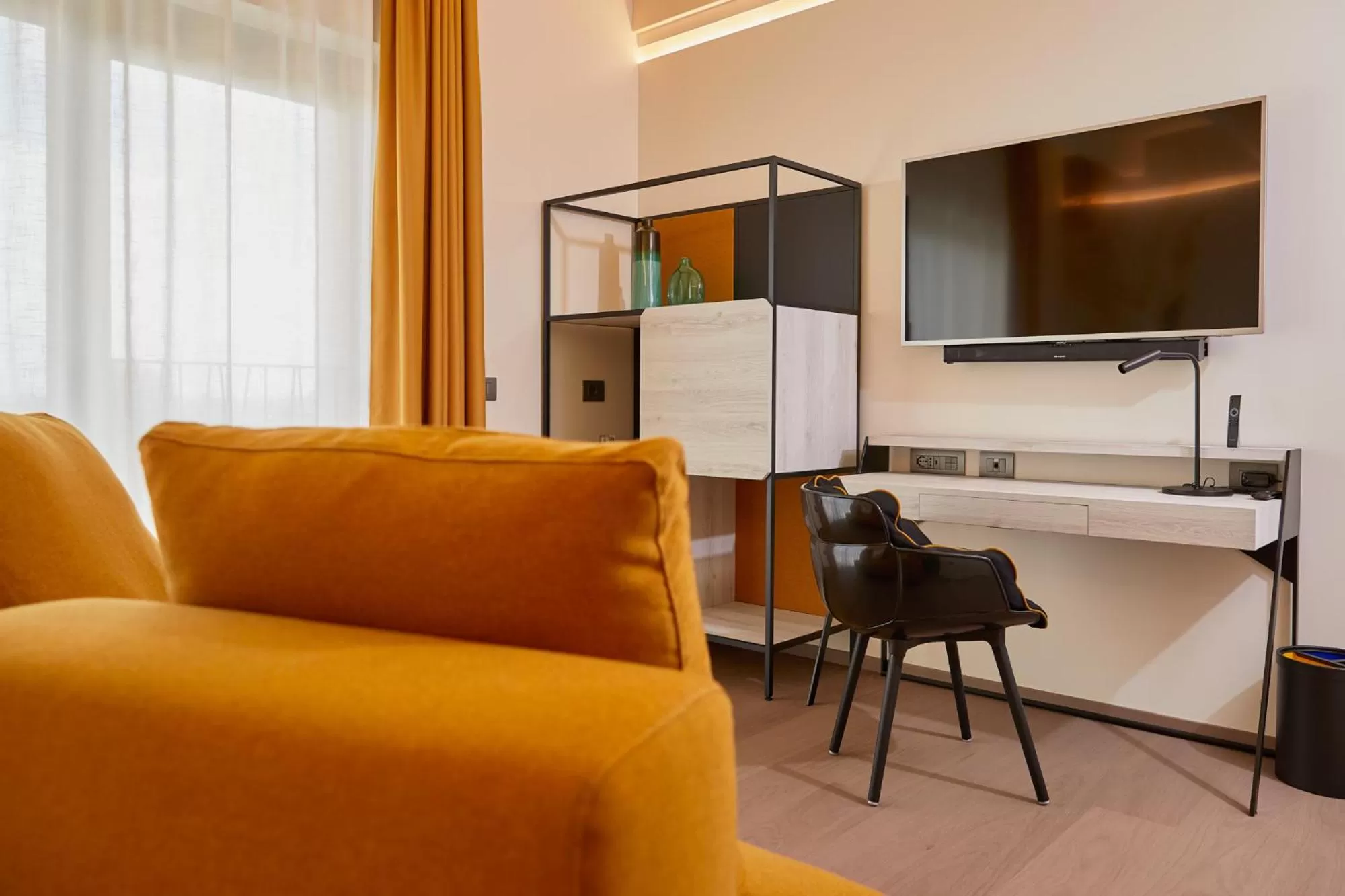 TV and multimedia in Hotel Veronesi La Torre