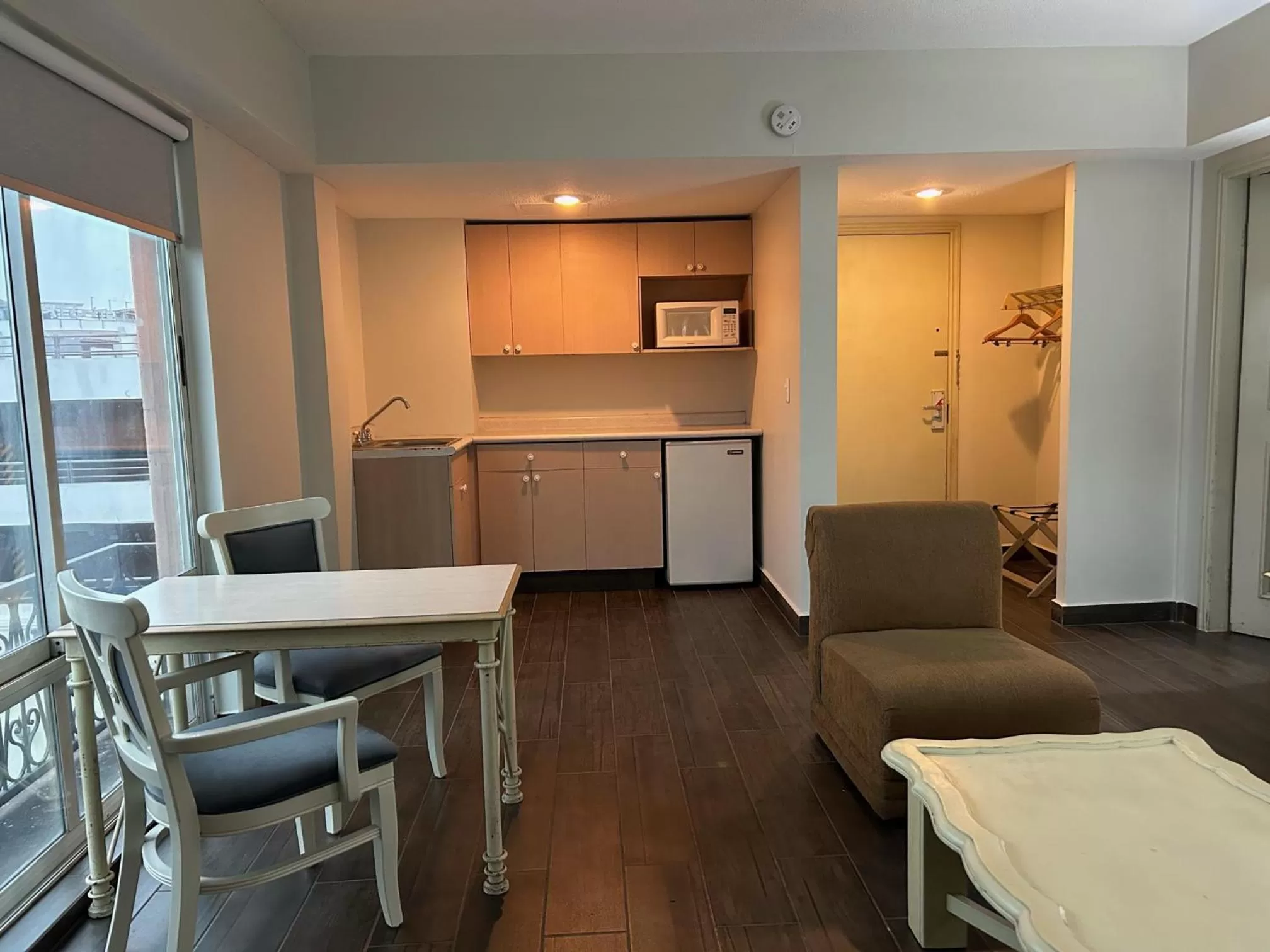 Kitchen or kitchenette in Hotel Parque Central