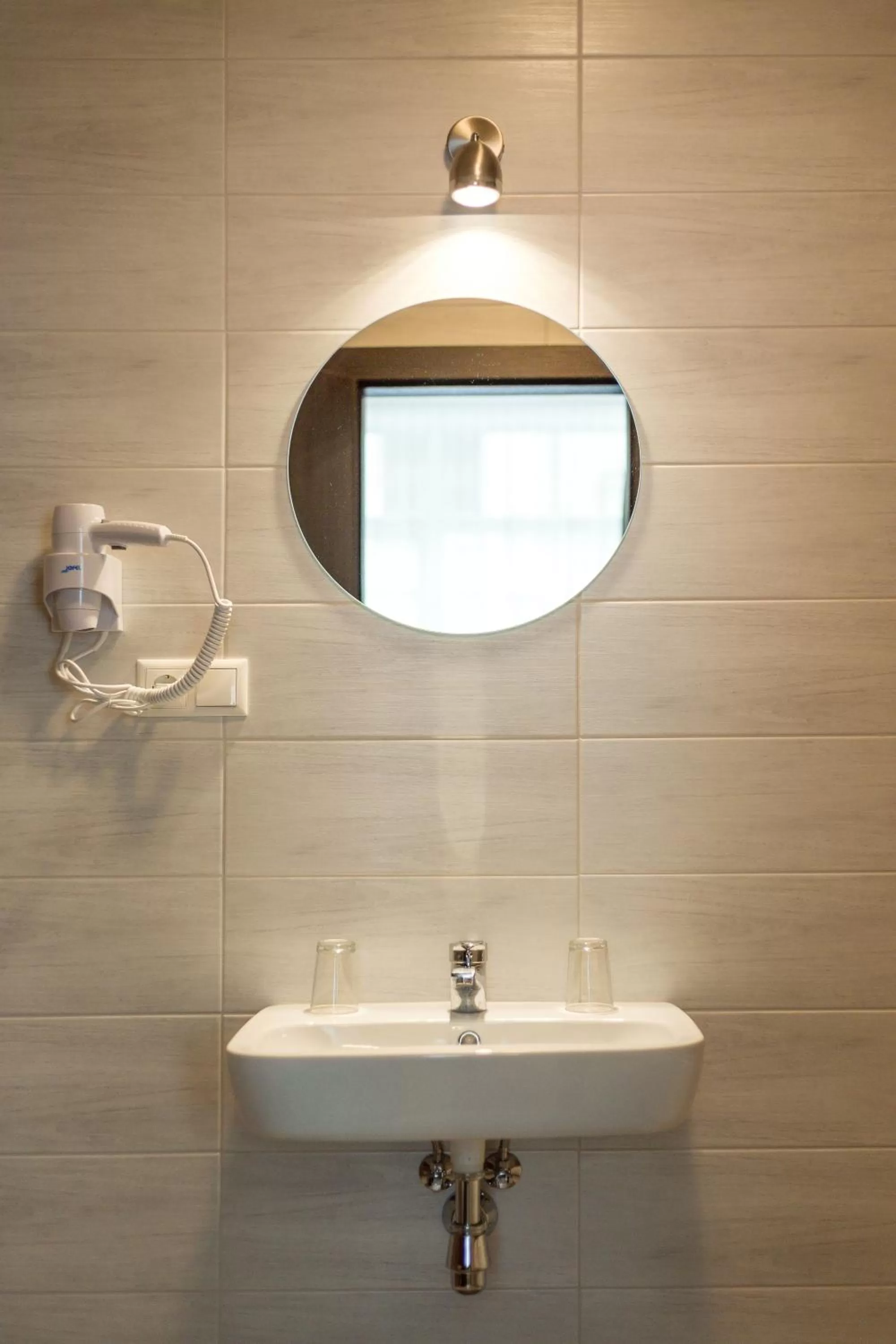 Bathroom in Old Town Trio