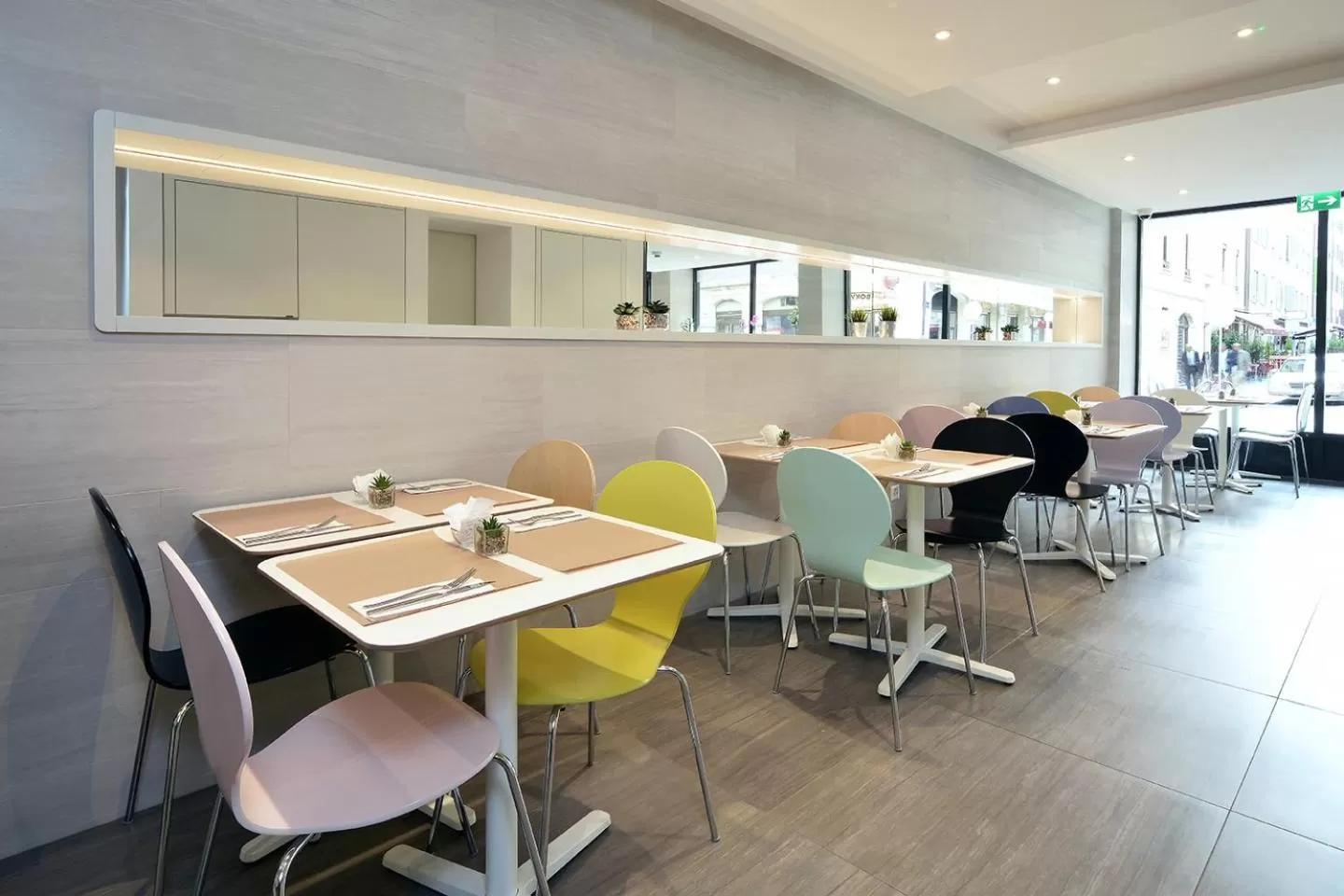 Restaurant/places to eat in Hotel des Alpes