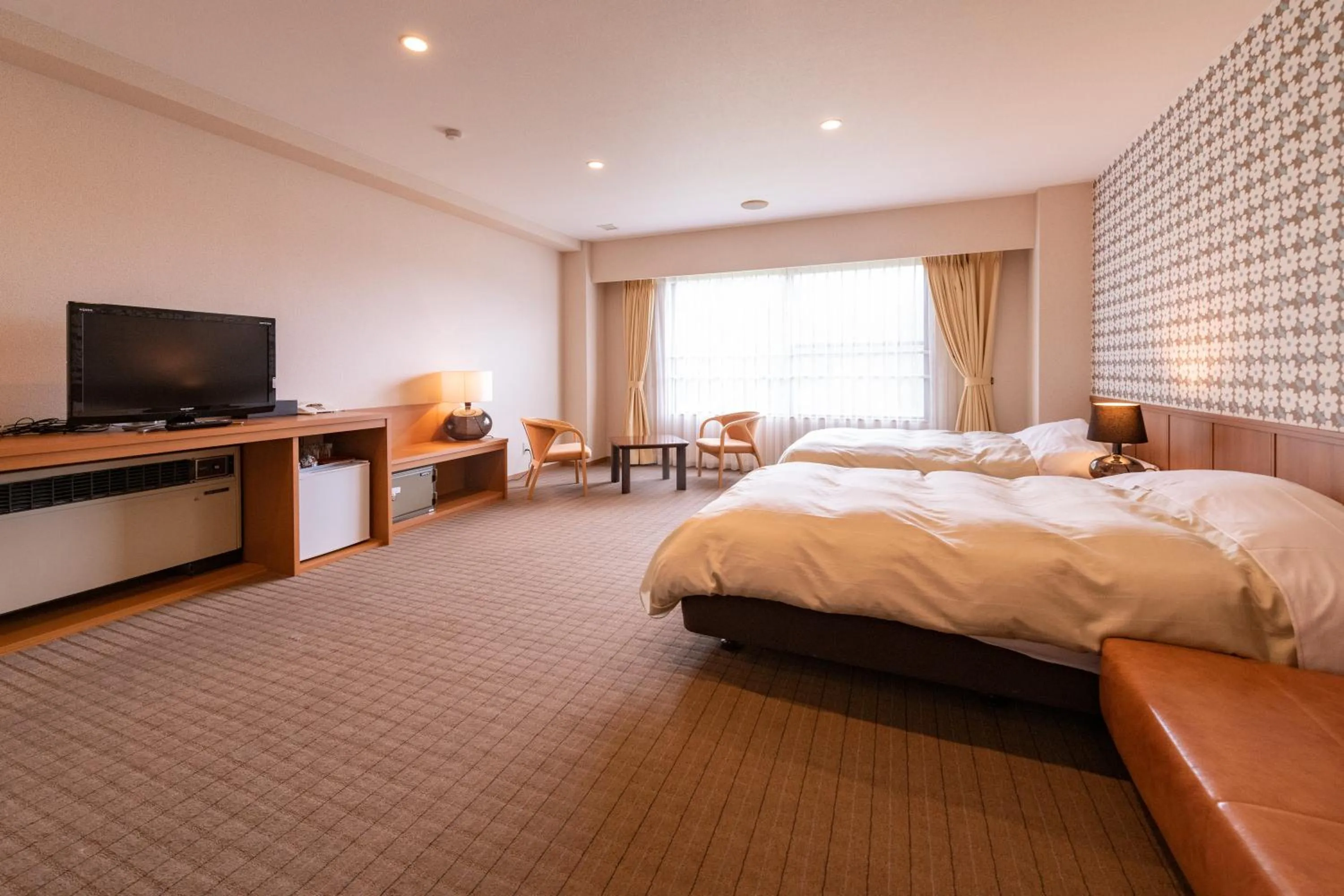 Photo of the whole room, Bed in Yuzawa Toei Hotel