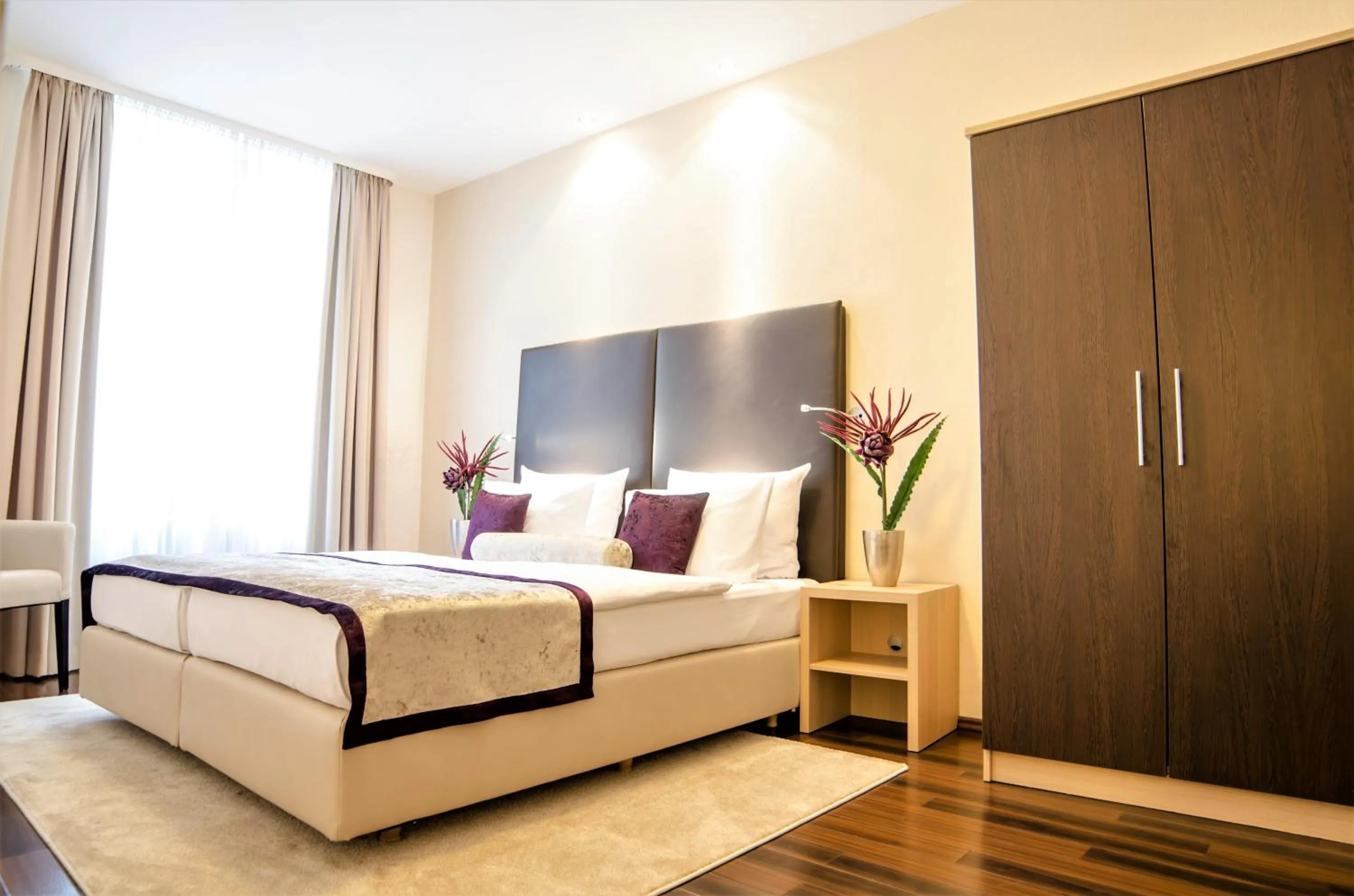 Photo of the whole room, Bed in Hotel Merkur - Superior