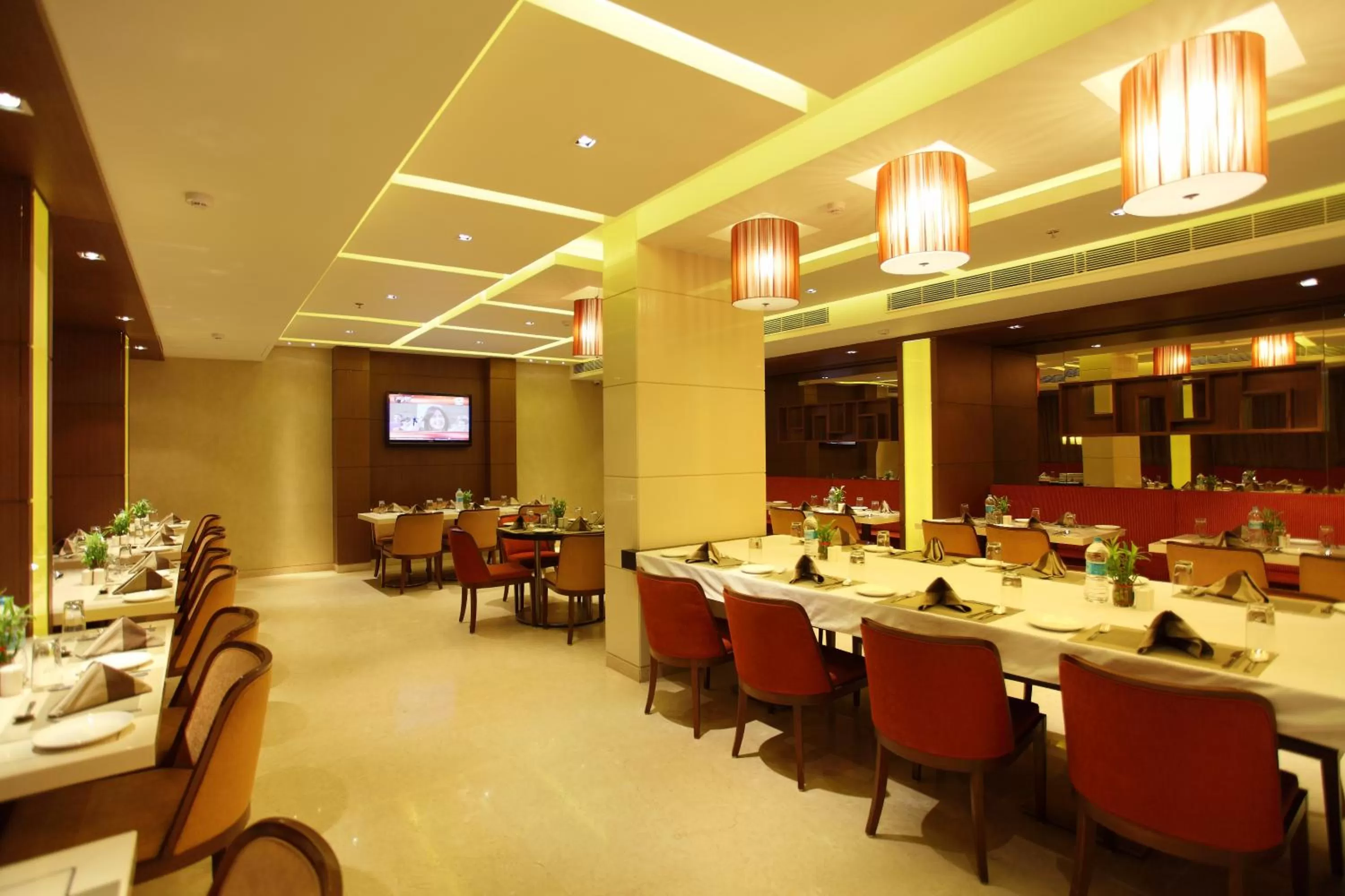 Restaurant/places to eat in Comfort Inn Legacy