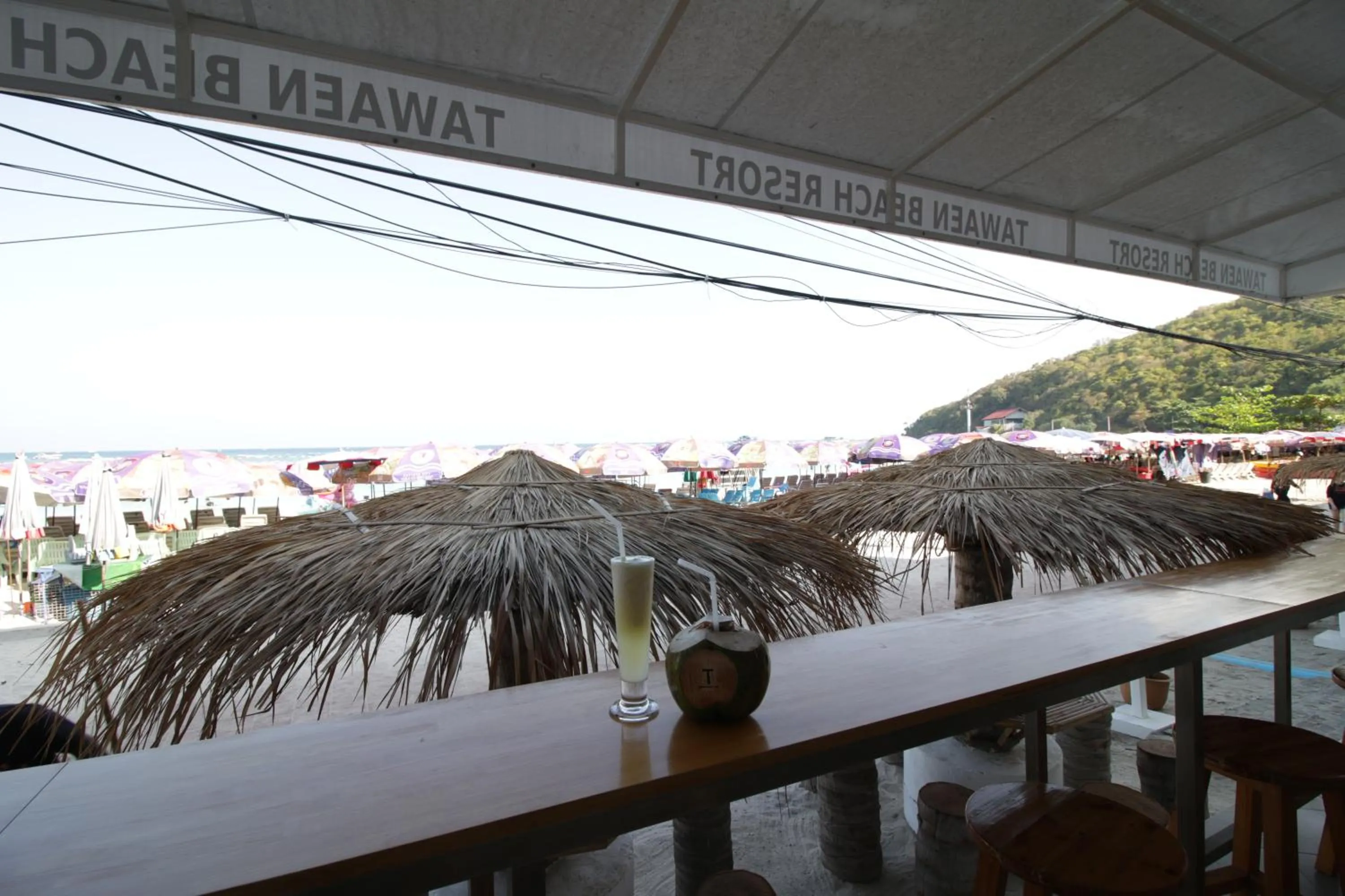 Tawaen Beach Resort