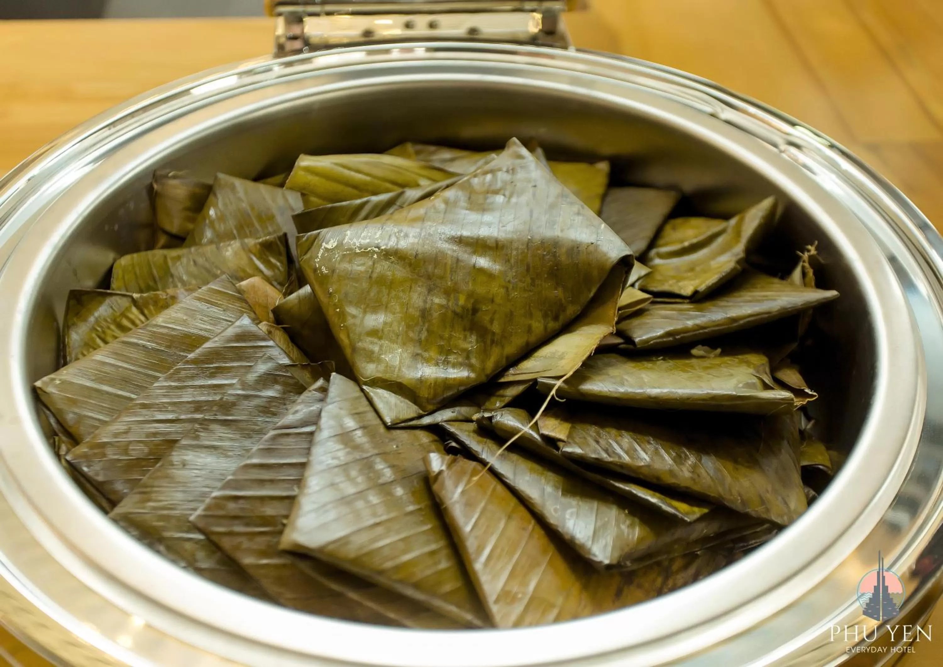 Restaurant/places to eat in PHÚ YÊN EVERYDAY HOTEL