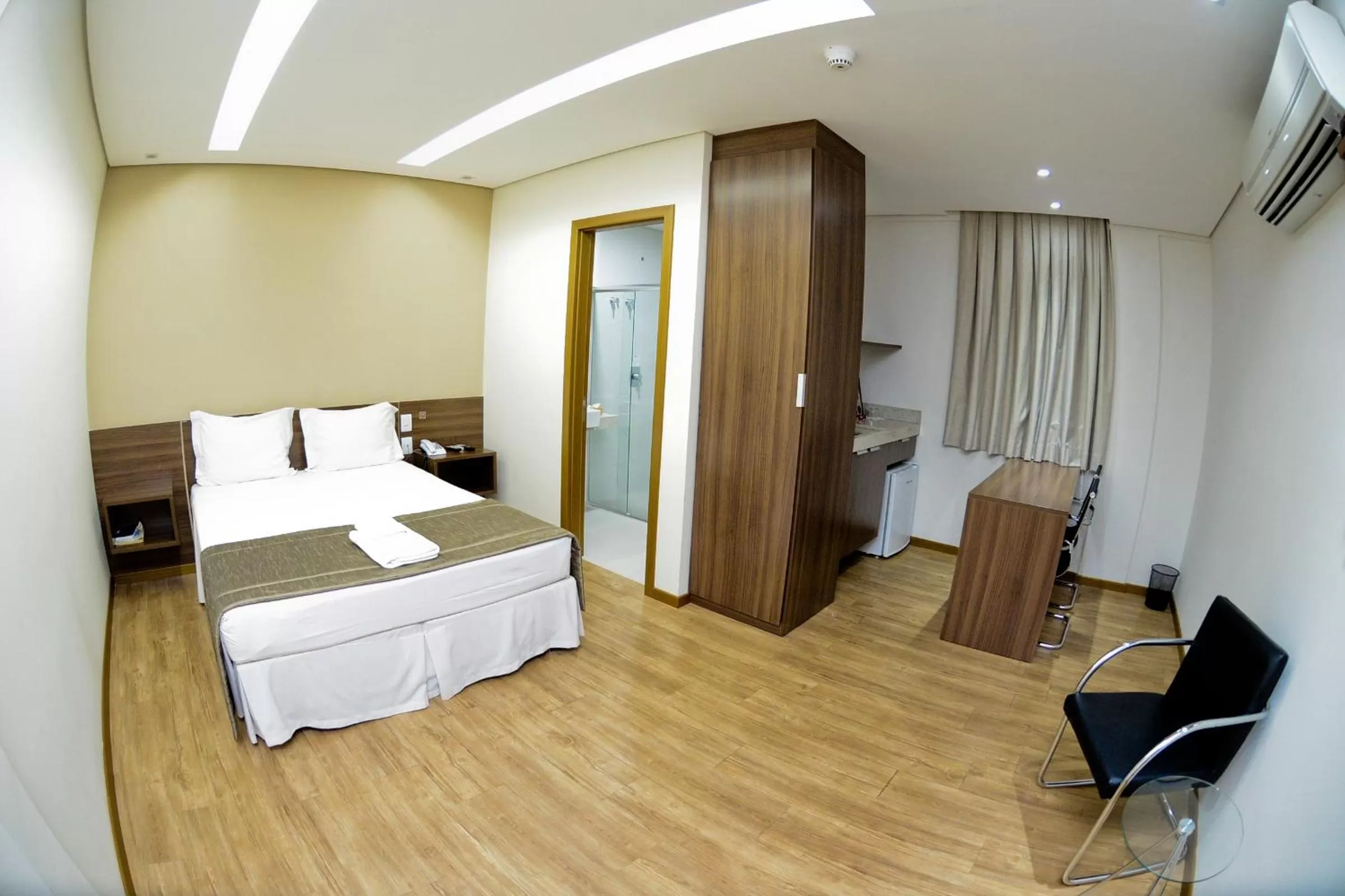 Decorative detail, Bed in Hotel Mohave