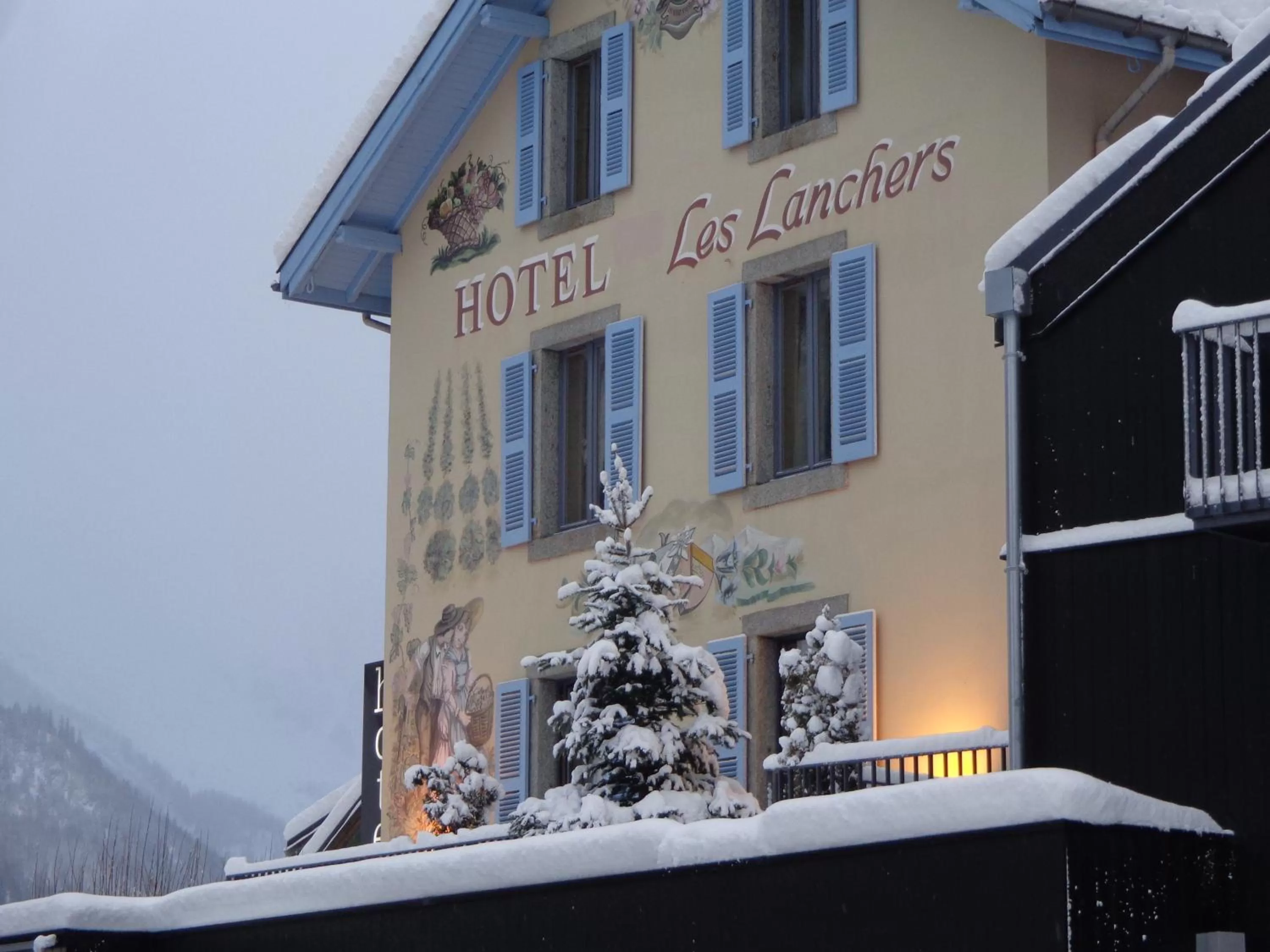 Facade/entrance in Hotel Les Lanchers