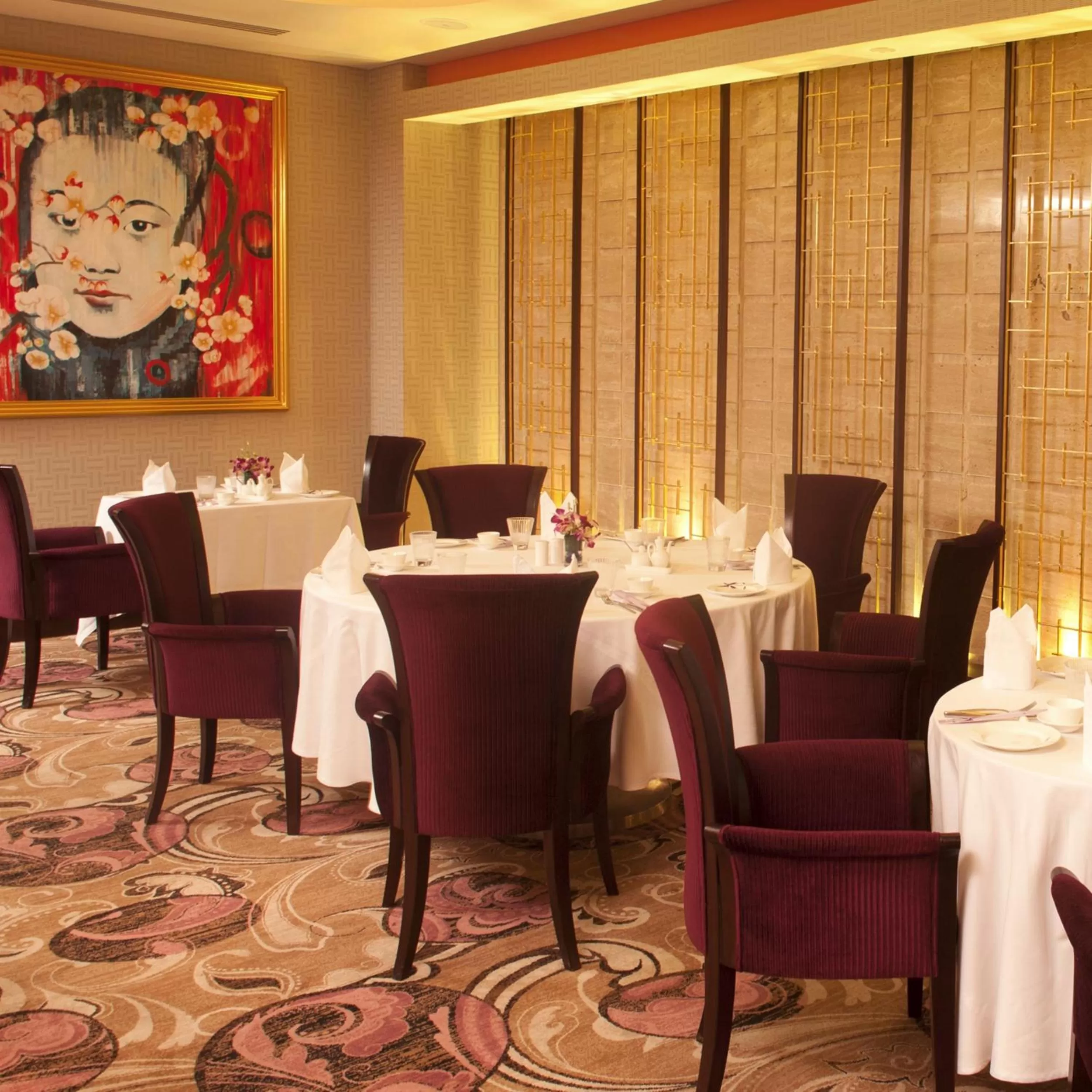 Restaurant/places to eat in Radisson Blu Hotel, Nagpur