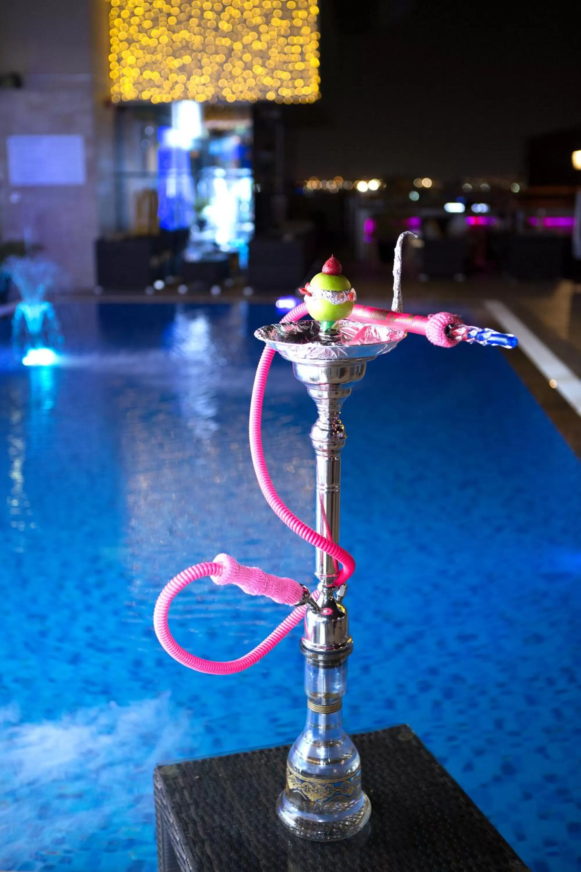 Swimming pool in Best Western Plus Pearl Creek