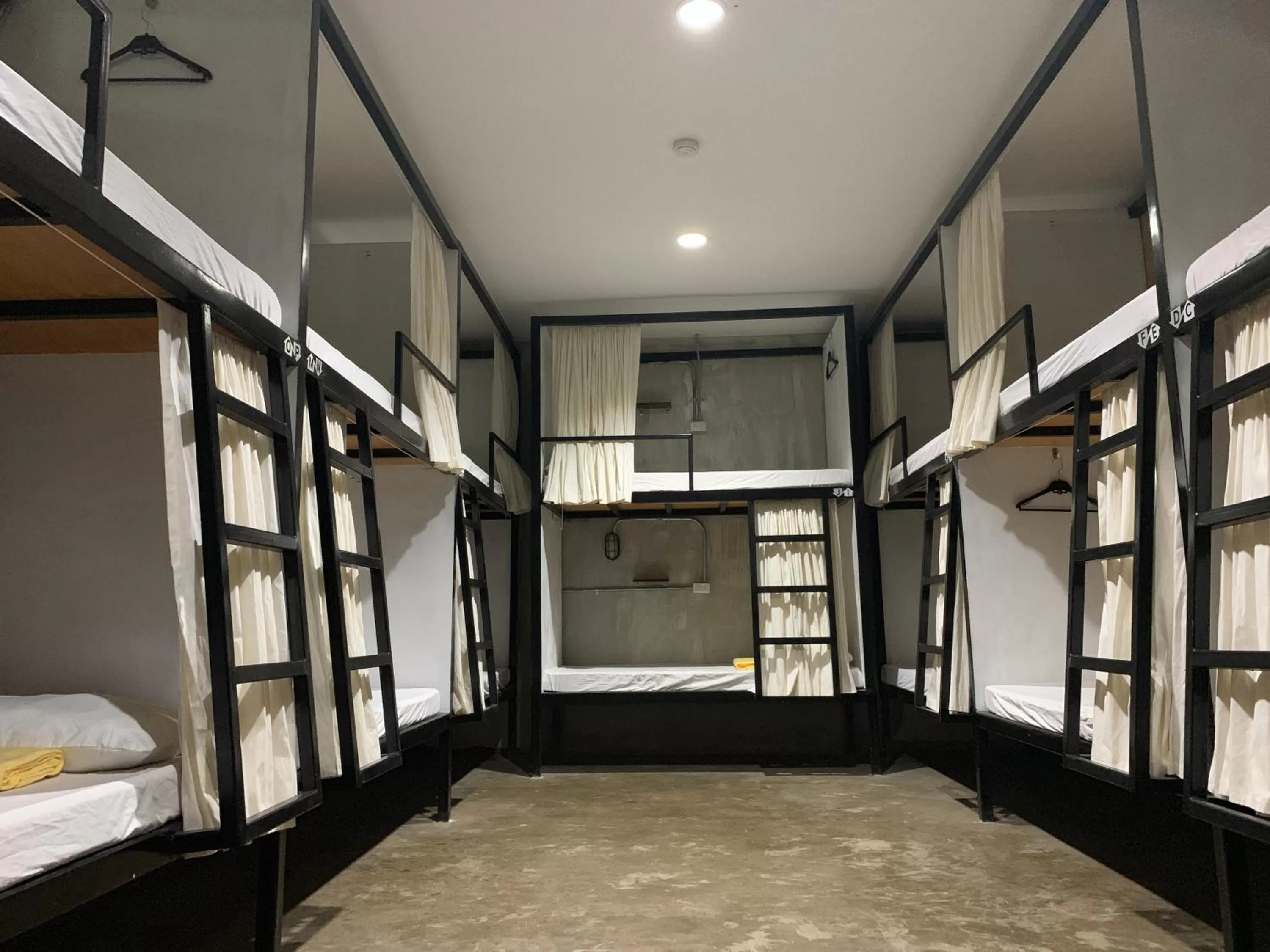 bunk bed, Bed in HappyNest Hostel Cebu